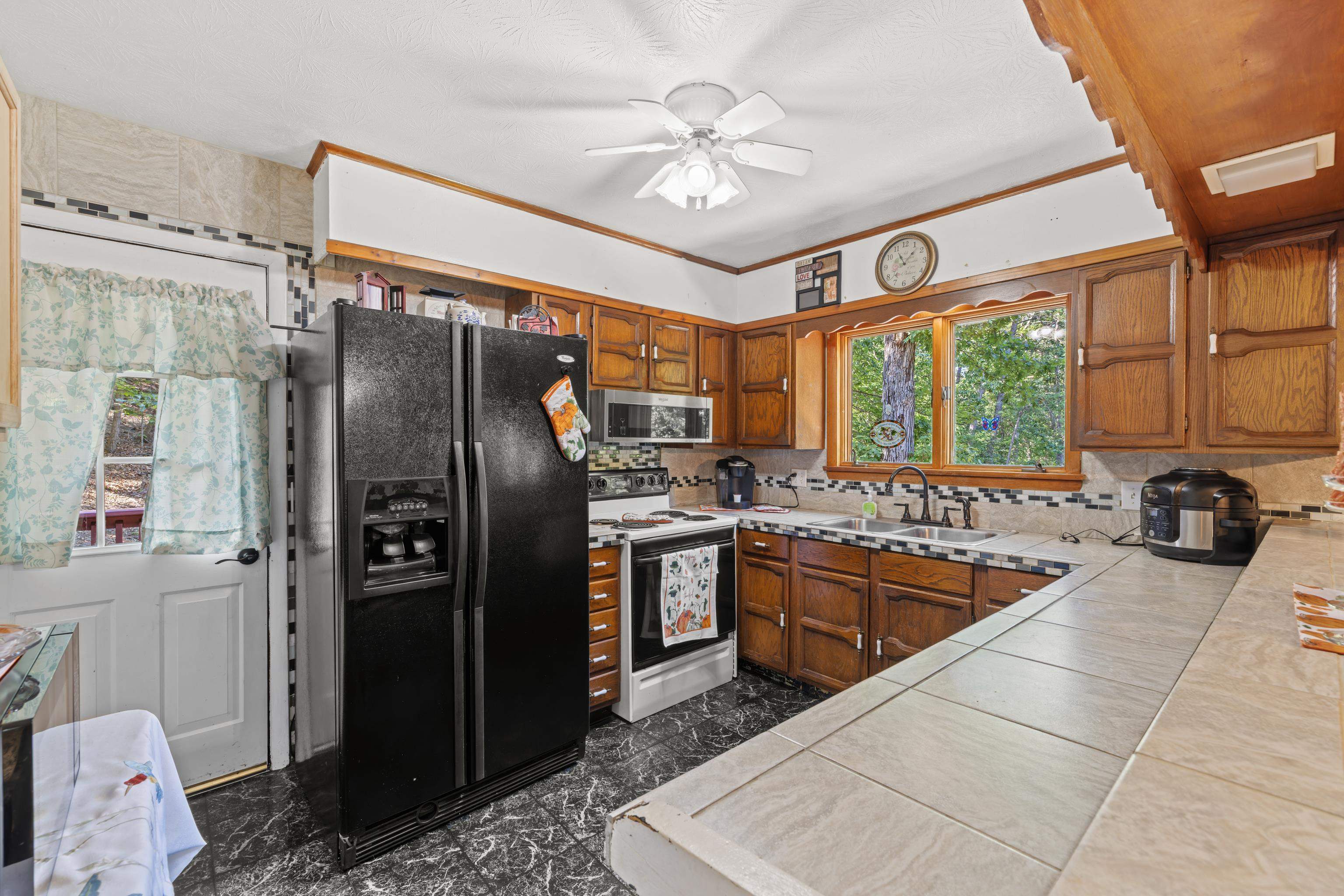 139 YANCEY CT, MCGAHEYSVILLE, Virginia 22840, 3 Bedrooms Bedrooms, ,2 BathroomsBathrooms,Residential,139 YANCEY CT,681593 MLS # 681593