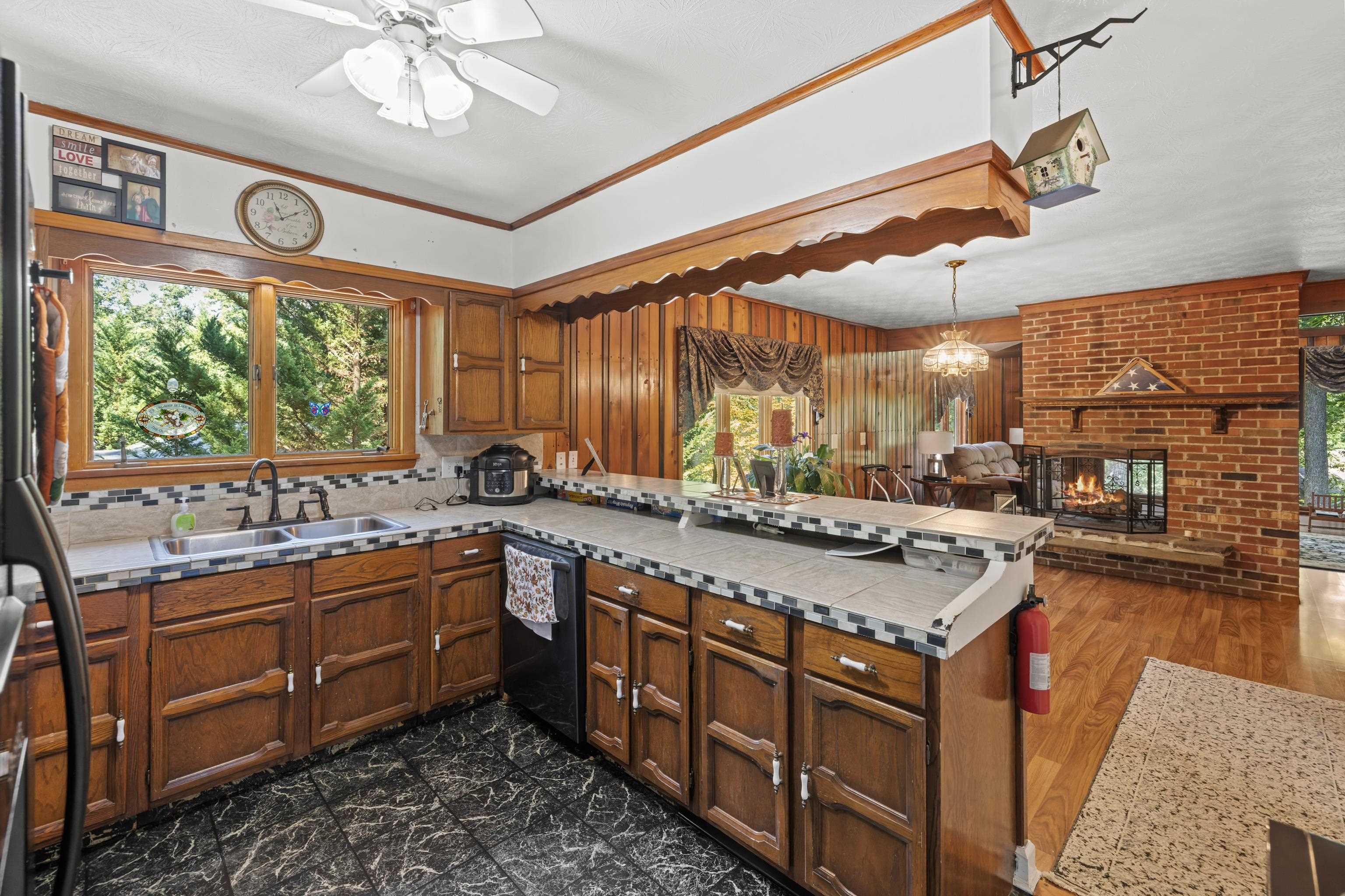 139 YANCEY CT, MCGAHEYSVILLE, Virginia 22840, 3 Bedrooms Bedrooms, ,2 BathroomsBathrooms,Residential,139 YANCEY CT,681593 MLS # 681593