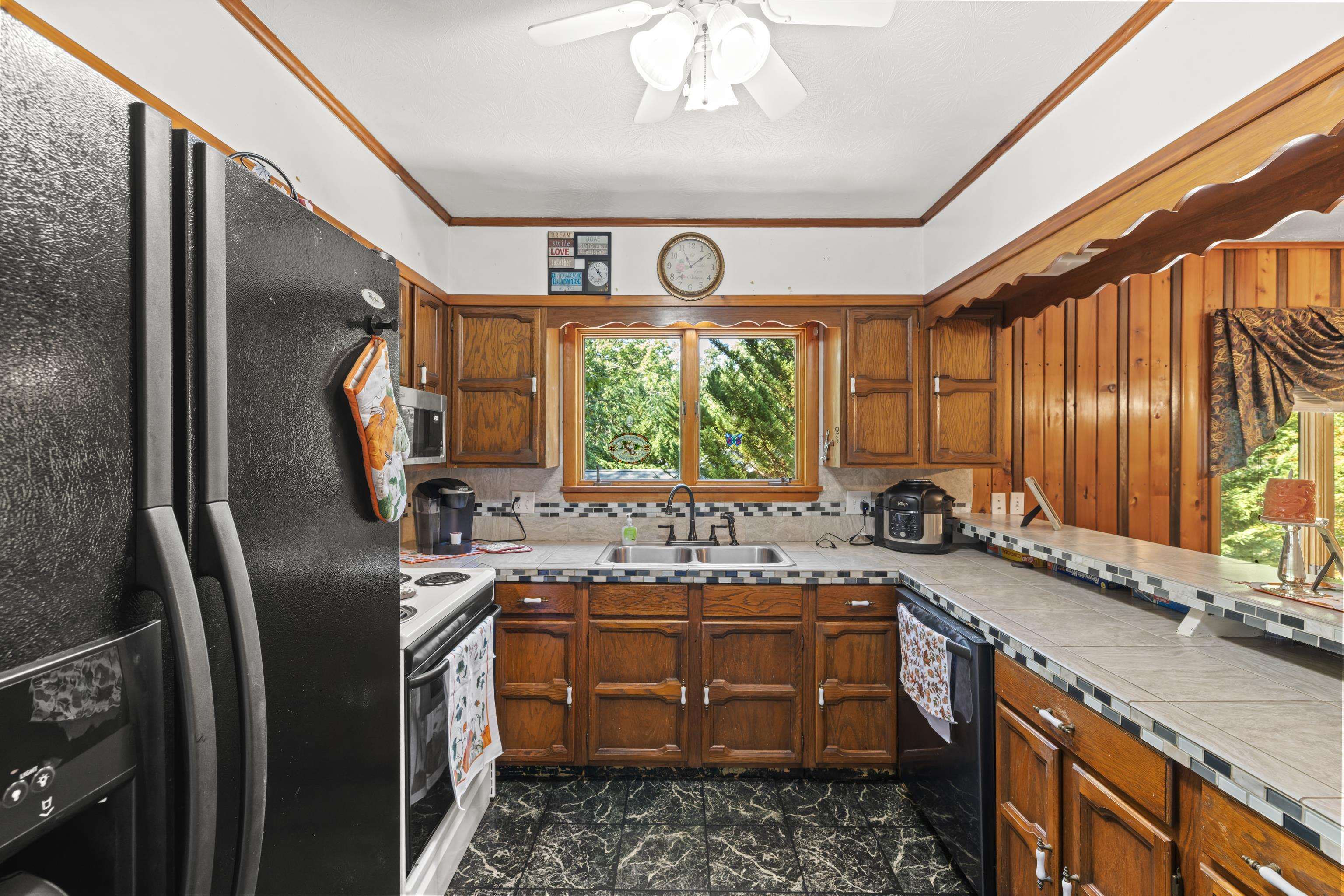139 YANCEY CT, MCGAHEYSVILLE, Virginia 22840, 3 Bedrooms Bedrooms, ,2 BathroomsBathrooms,Residential,139 YANCEY CT,681593 MLS # 681593