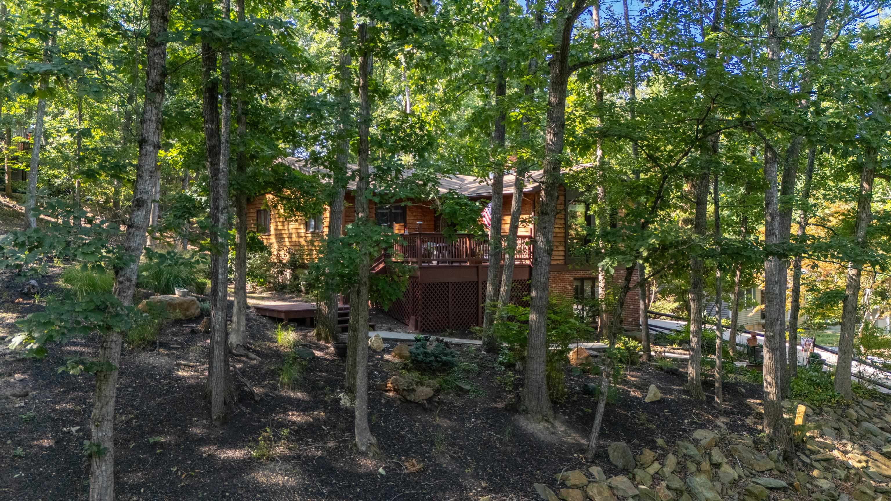 139 YANCEY CT, MCGAHEYSVILLE, Virginia 22840, 3 Bedrooms Bedrooms, ,2 BathroomsBathrooms,Residential,139 YANCEY CT,681593 MLS # 681593