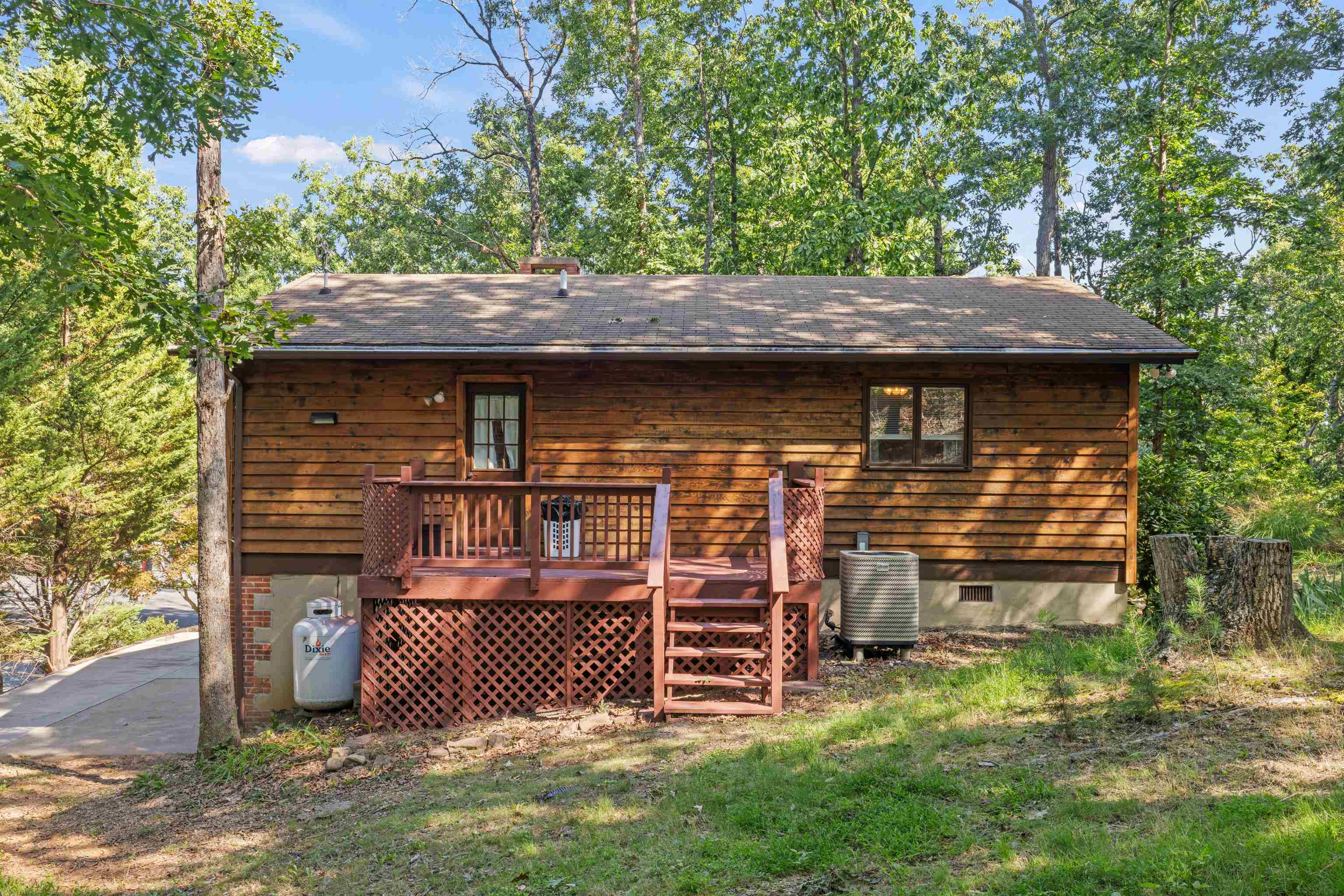 139 YANCEY CT, MCGAHEYSVILLE, Virginia 22840, 3 Bedrooms Bedrooms, ,2 BathroomsBathrooms,Residential,139 YANCEY CT,681593 MLS # 681593