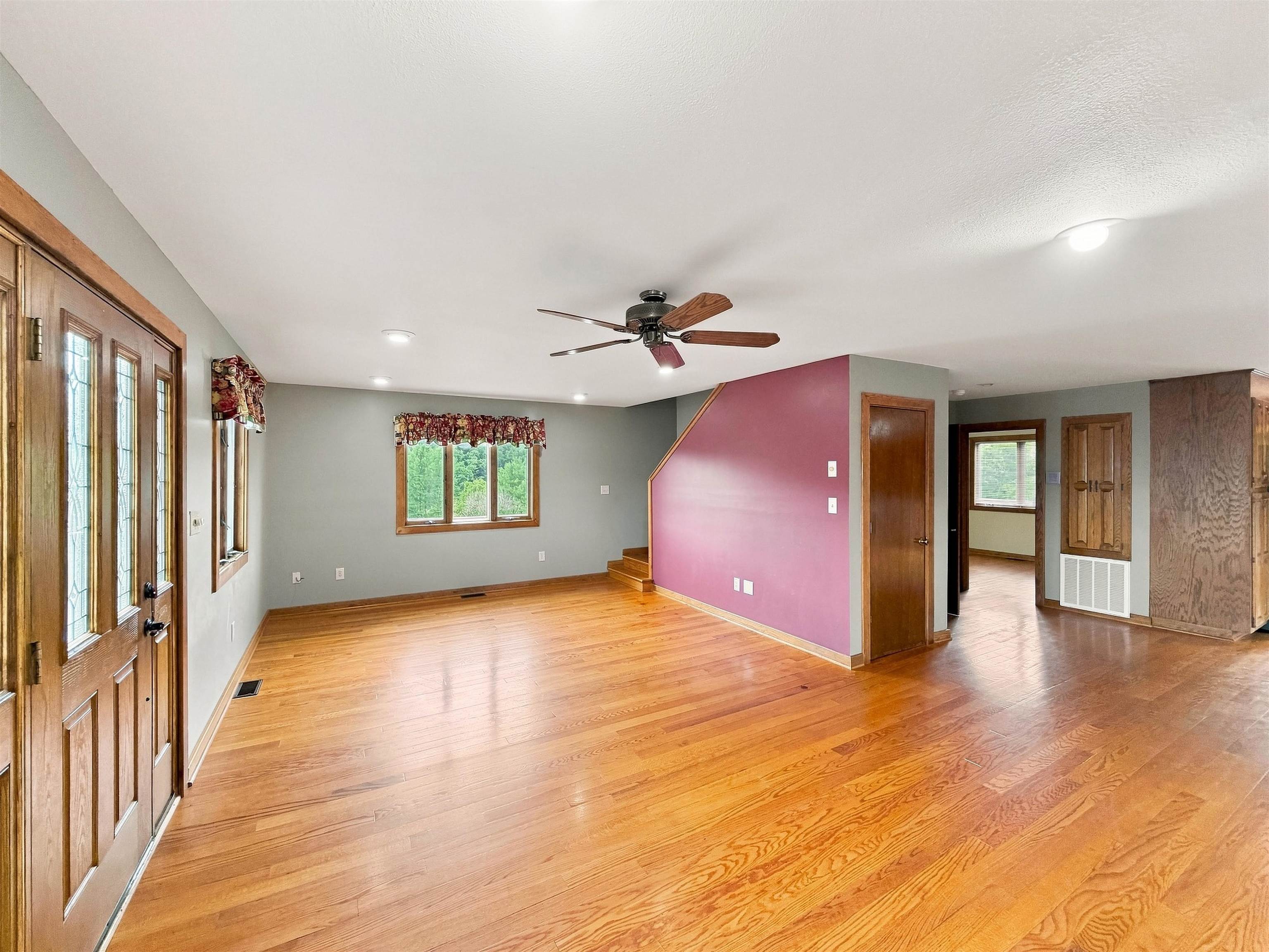 153 GREENVIEW DR, STAUNTON, Virginia 24401, 5 Bedrooms Bedrooms, ,3 BathroomsBathrooms,Residential,153 GREENVIEW DR,681596 MLS # 681596 153 GREENVIEW DR, STAUNTON, Virginia 24401, 5 Bedrooms Bedrooms, ,3 BathroomsBathrooms,Residential,153 GREENVIEW DR,681596 MLS # 681596