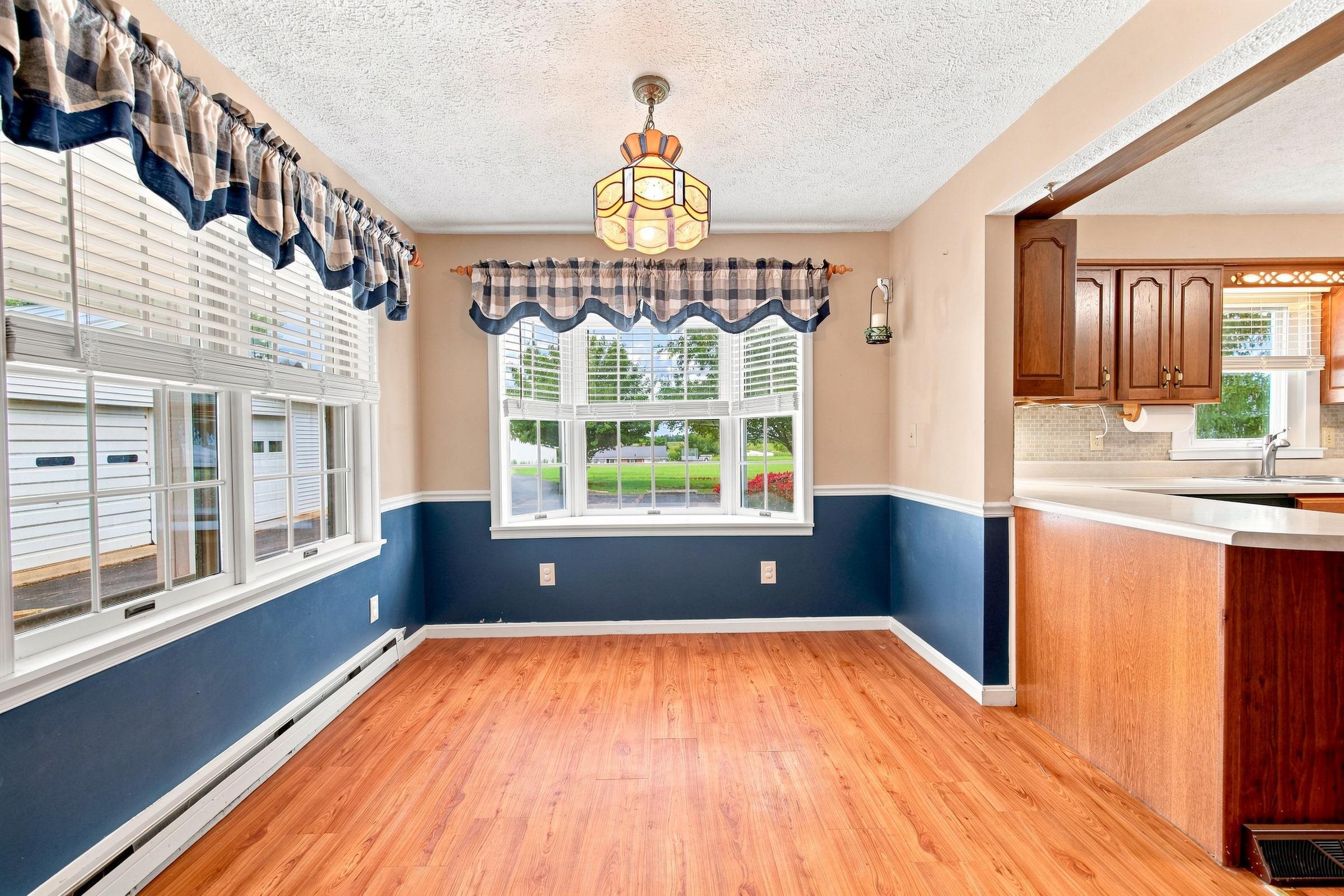 1749 GEORGETOWN RD, MOUNT JACKSON, Virginia 22842, 4 Bedrooms Bedrooms, ,2 BathroomsBathrooms,Residential,1749 GEORGETOWN RD,681598 MLS # 681598
