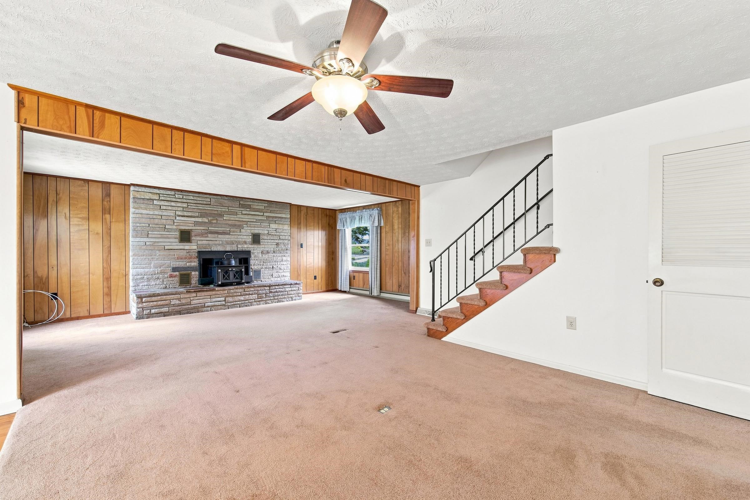 1749 GEORGETOWN RD, MOUNT JACKSON, Virginia 22842, 4 Bedrooms Bedrooms, ,2 BathroomsBathrooms,Residential,1749 GEORGETOWN RD,681598 MLS # 681598