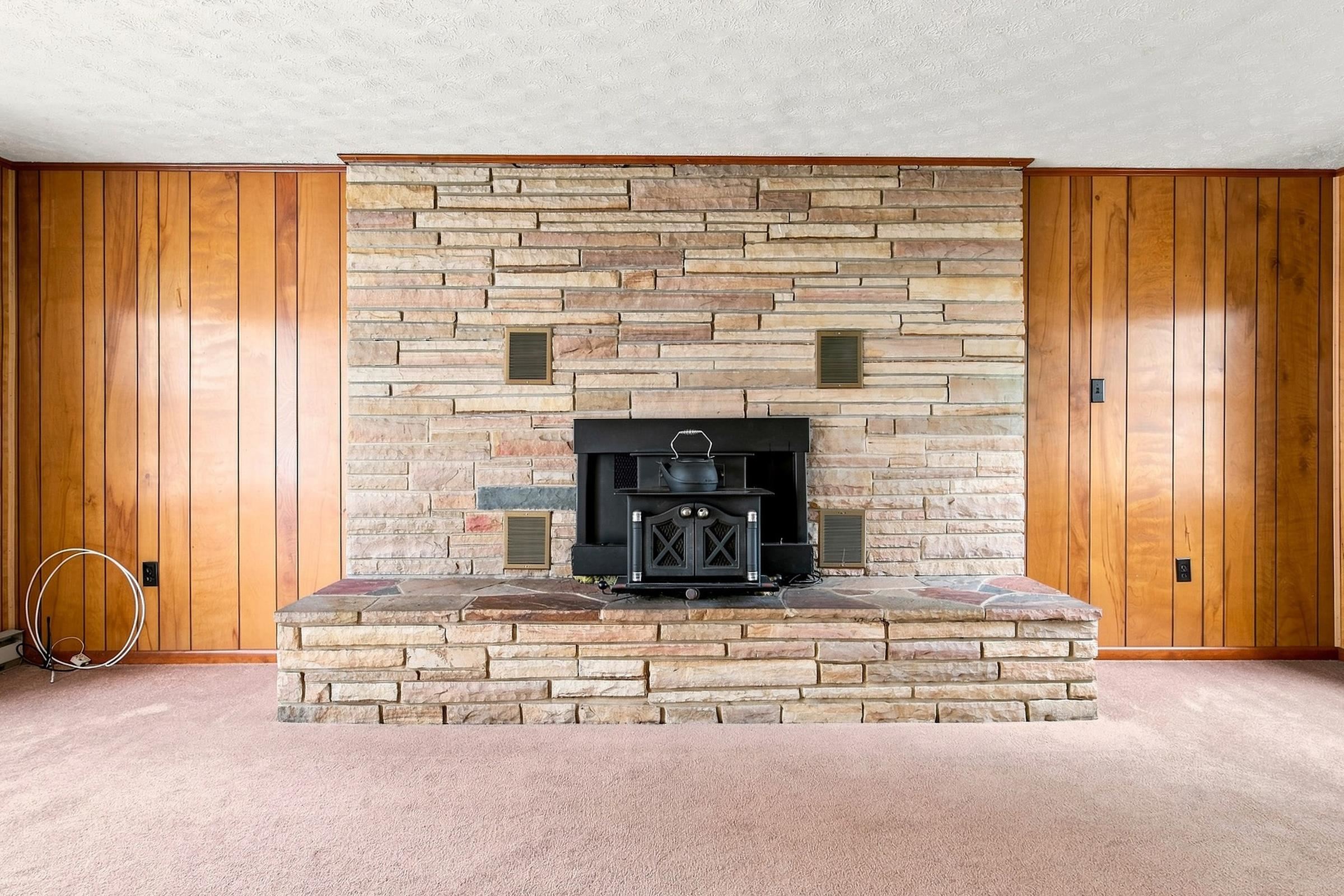 1749 GEORGETOWN RD, MOUNT JACKSON, Virginia 22842, 4 Bedrooms Bedrooms, ,2 BathroomsBathrooms,Residential,1749 GEORGETOWN RD,681598 MLS # 681598