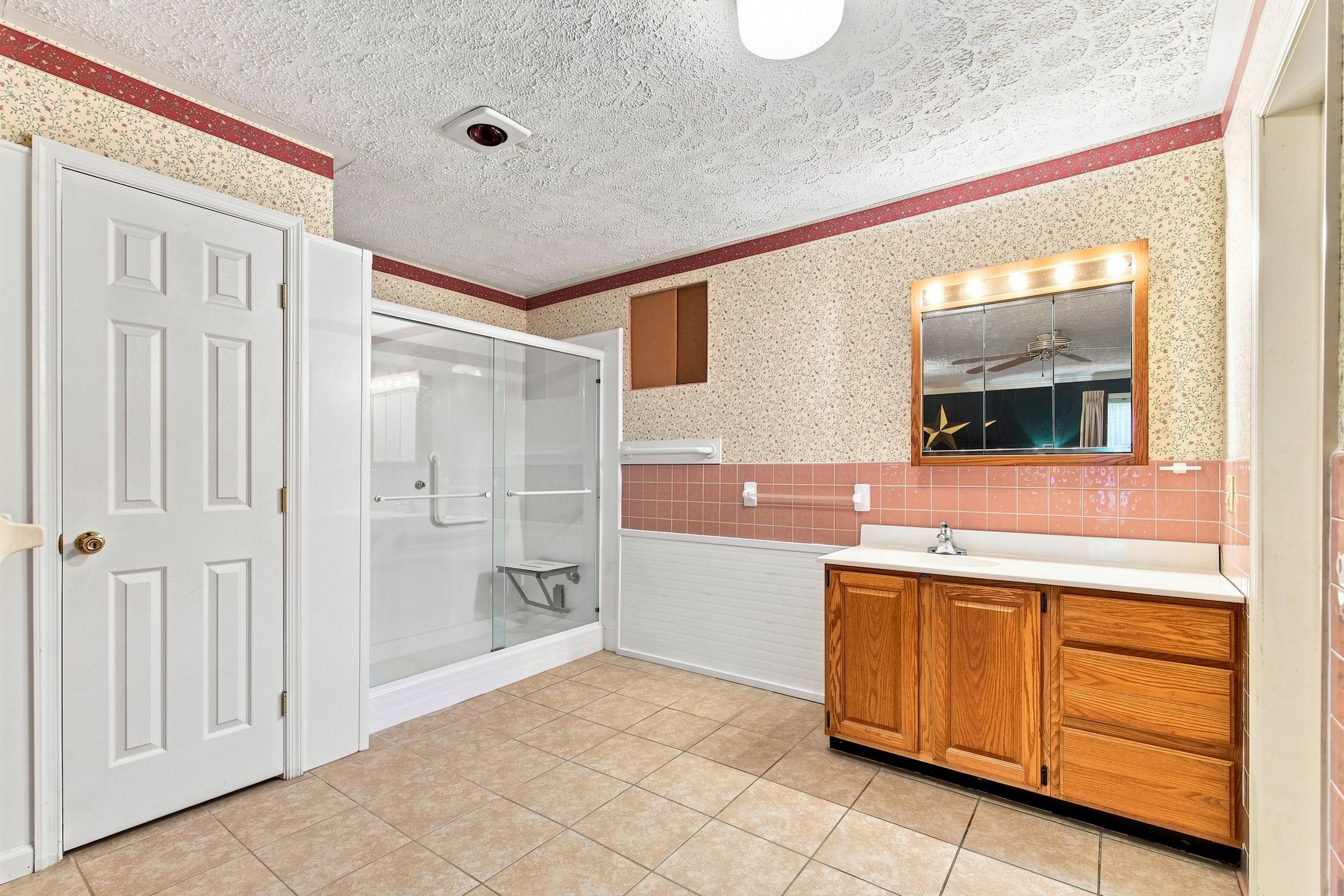1749 GEORGETOWN RD, MOUNT JACKSON, Virginia 22842, 4 Bedrooms Bedrooms, ,2 BathroomsBathrooms,Residential,1749 GEORGETOWN RD,681598 MLS # 681598