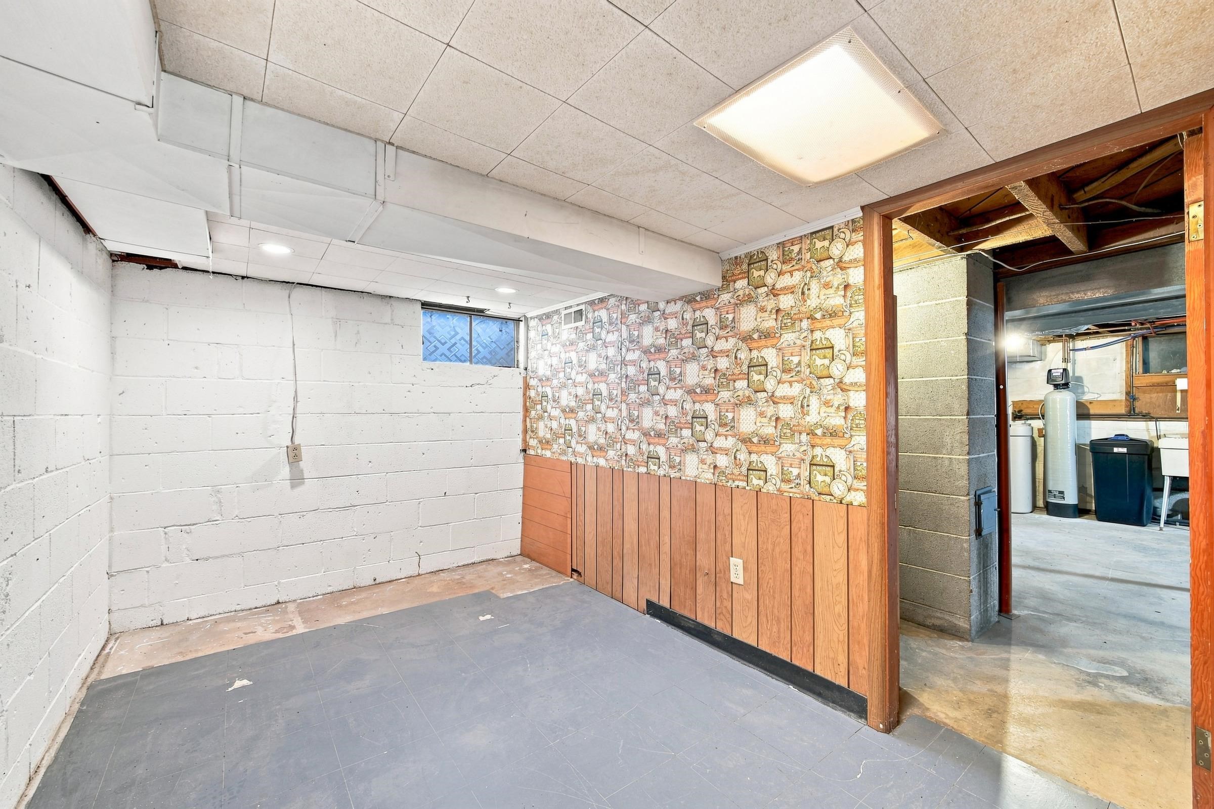 1749 GEORGETOWN RD, MOUNT JACKSON, Virginia 22842, 4 Bedrooms Bedrooms, ,2 BathroomsBathrooms,Residential,1749 GEORGETOWN RD,681598 MLS # 681598