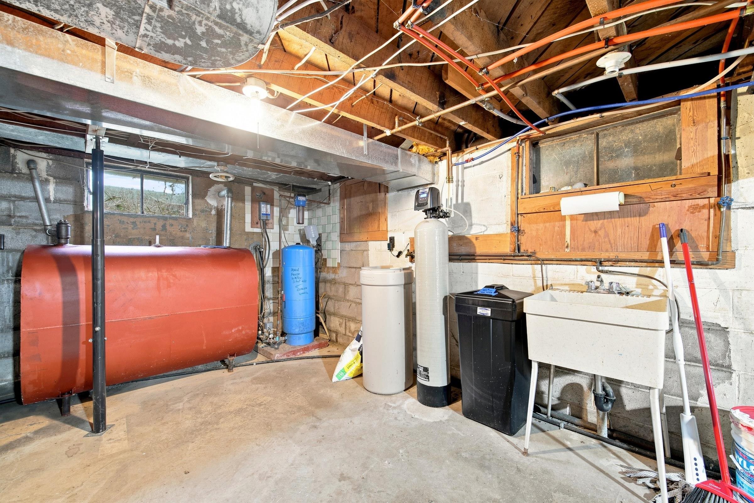1749 GEORGETOWN RD, MOUNT JACKSON, Virginia 22842, 4 Bedrooms Bedrooms, ,2 BathroomsBathrooms,Residential,1749 GEORGETOWN RD,681598 MLS # 681598