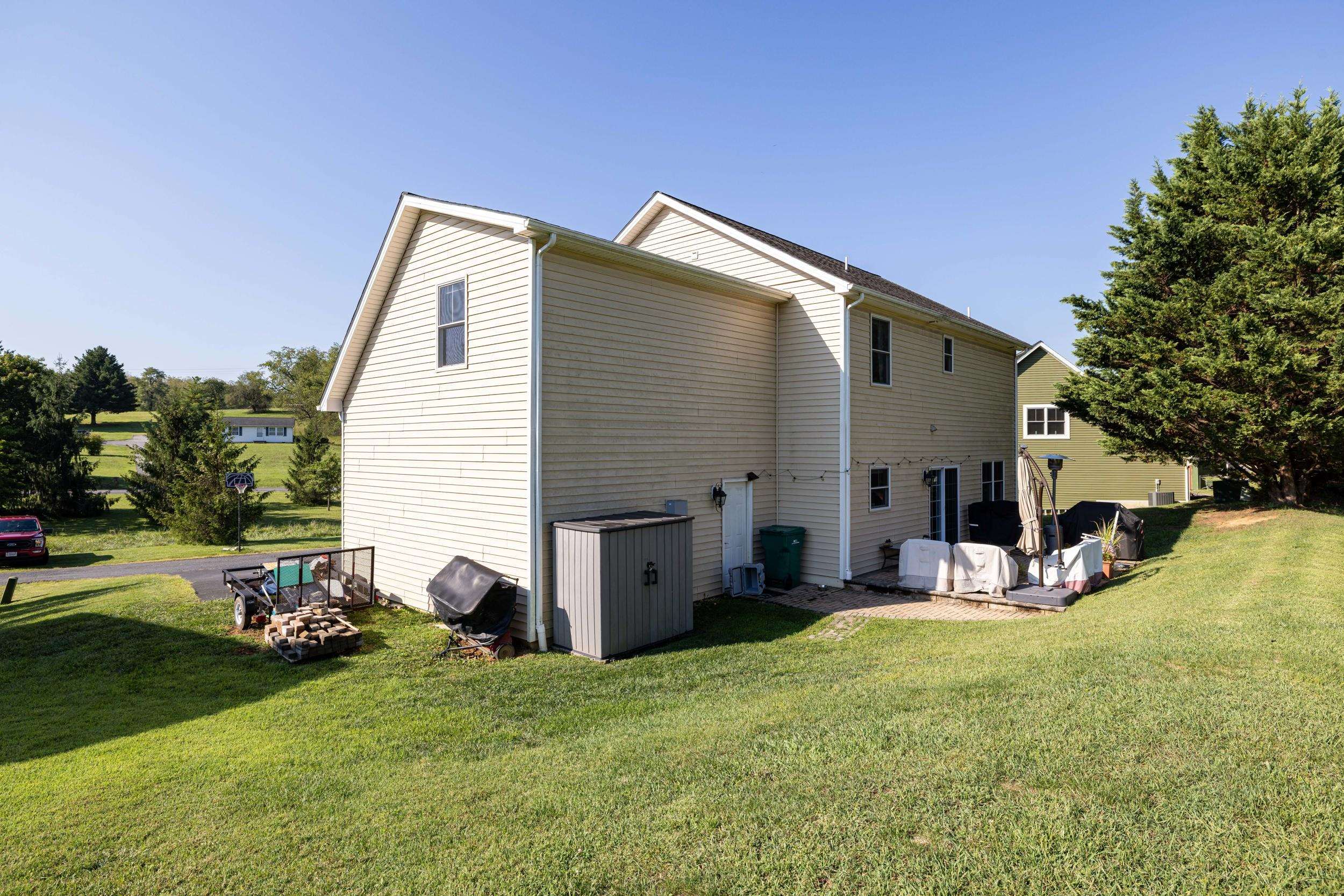 1250 COTTAGE LANE RD, ROCKINGHAM, Virginia 22801, 4 Bedrooms Bedrooms, ,2 BathroomsBathrooms,Residential,1250 COTTAGE LANE RD,681599 MLS # 681599