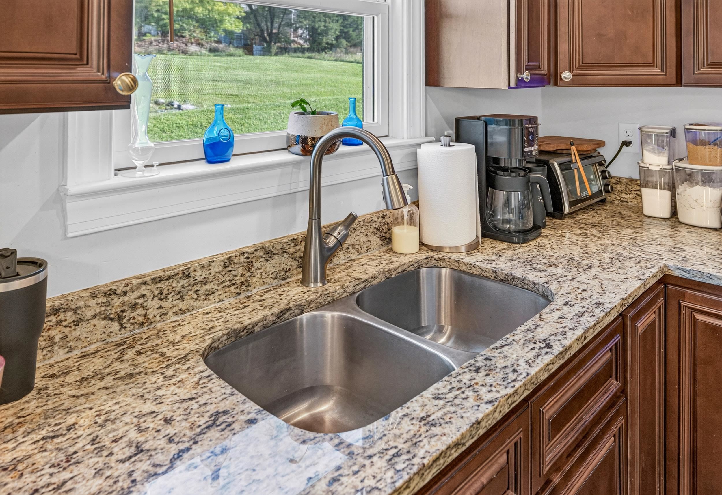 1250 COTTAGE LANE RD, ROCKINGHAM, Virginia 22801, 4 Bedrooms Bedrooms, ,2 BathroomsBathrooms,Residential,1250 COTTAGE LANE RD,681599 MLS # 681599