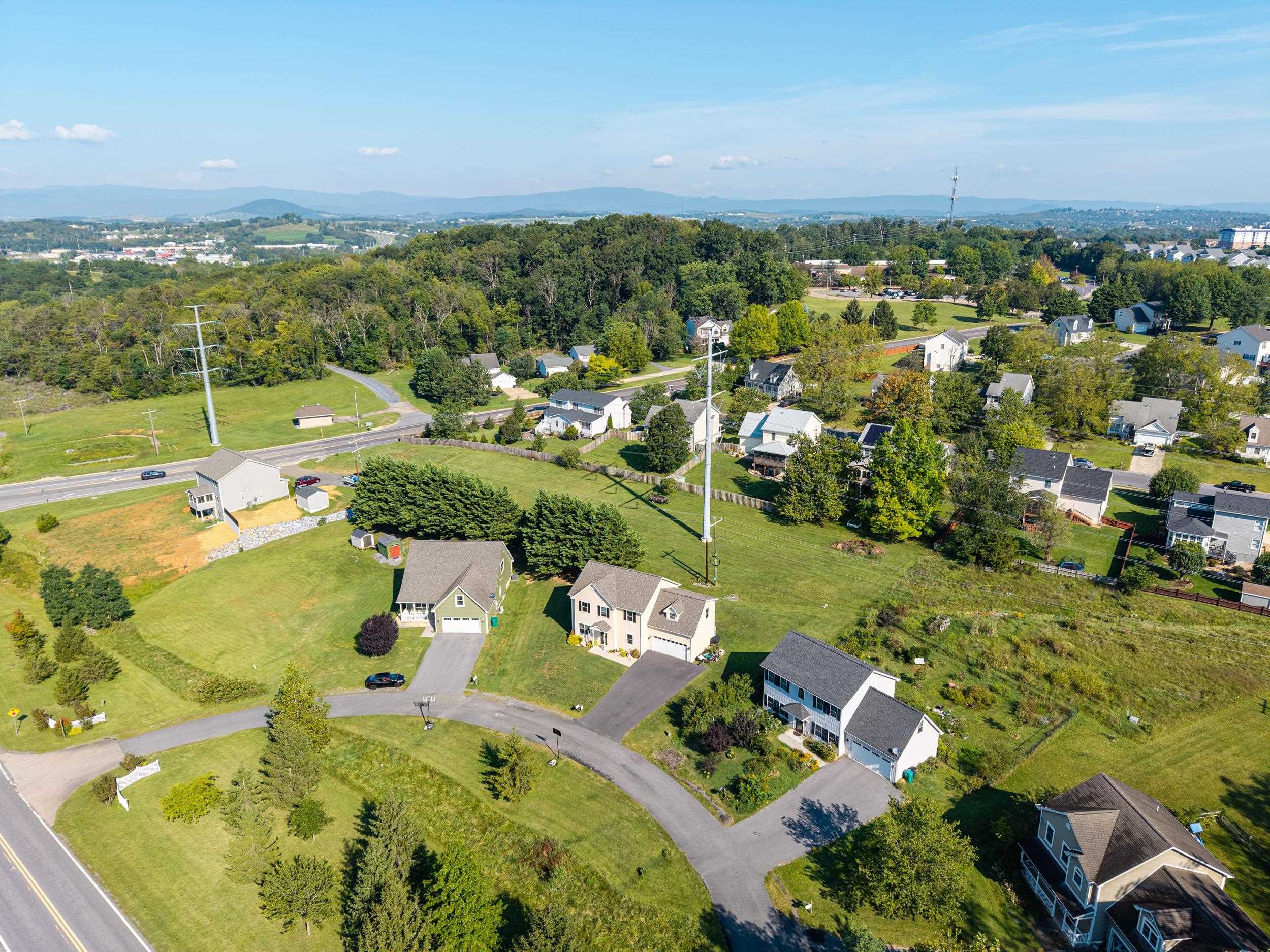1250 COTTAGE LANE RD, ROCKINGHAM, Virginia 22801, 4 Bedrooms Bedrooms, ,2 BathroomsBathrooms,Residential,1250 COTTAGE LANE RD,681599 MLS # 681599