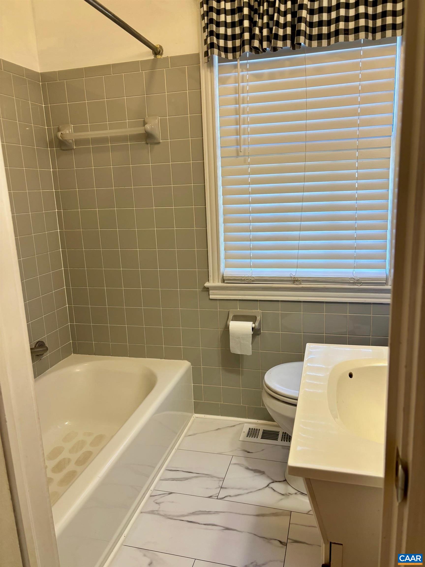 912 ELLIOTT AVE, CHARLOTTESVILLE, Virginia 22902, 2 Bedrooms Bedrooms, ,1 BathroomBathrooms,Residential,912 ELLIOTT AVE,681600 MLS # 681600 912 ELLIOTT AVE, CHARLOTTESVILLE, Virginia 22902, 2 Bedrooms Bedrooms, ,1 BathroomBathrooms,Residential,912 ELLIOTT AVE,681600 MLS # 681600