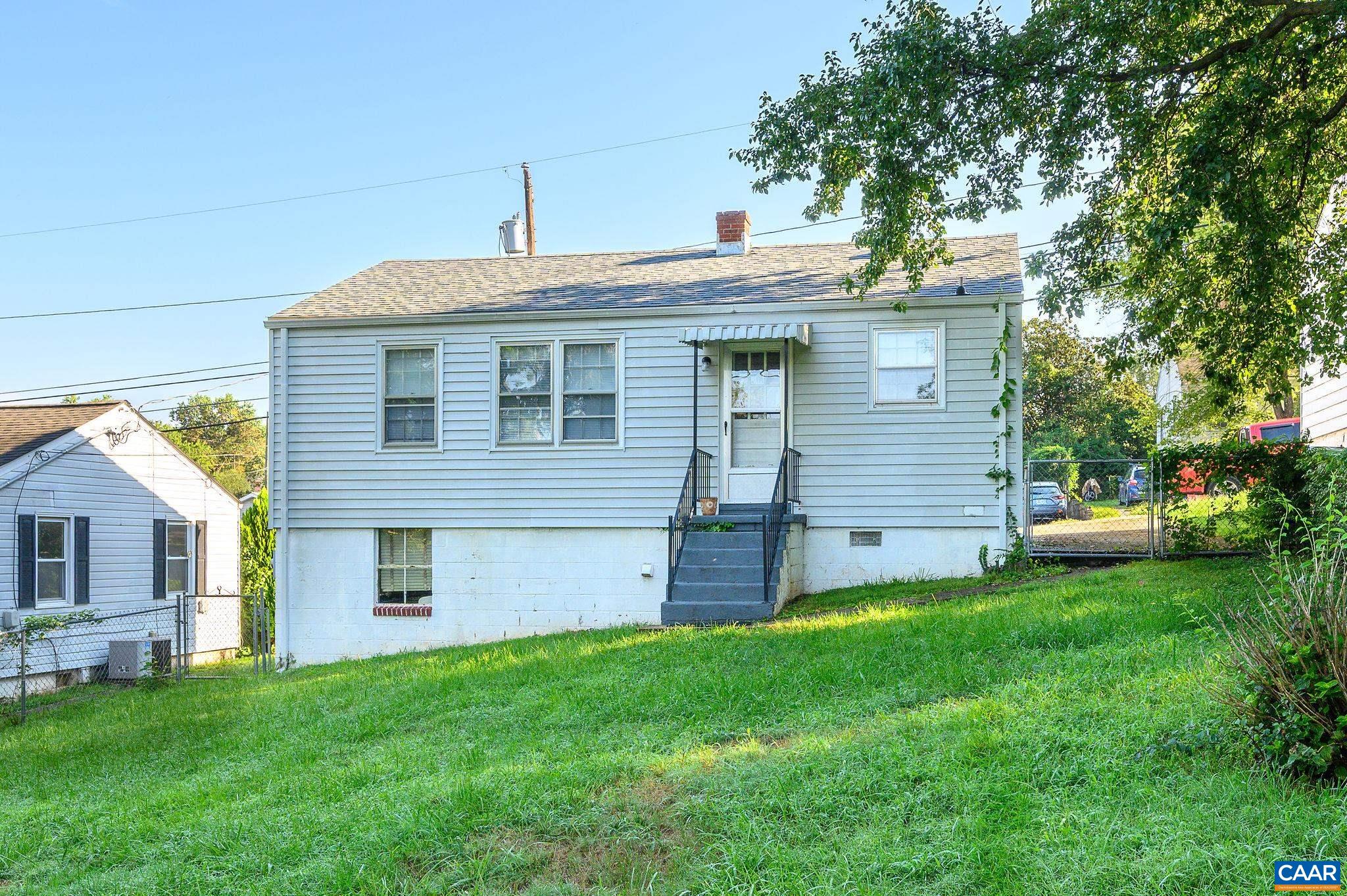 912 ELLIOTT AVE, CHARLOTTESVILLE, Virginia 22902, 2 Bedrooms Bedrooms, ,1 BathroomBathrooms,Residential,912 ELLIOTT AVE,681600 MLS # 681600 912 ELLIOTT AVE, CHARLOTTESVILLE, Virginia 22902, 2 Bedrooms Bedrooms, ,1 BathroomBathrooms,Residential,912 ELLIOTT AVE,681600 MLS # 681600