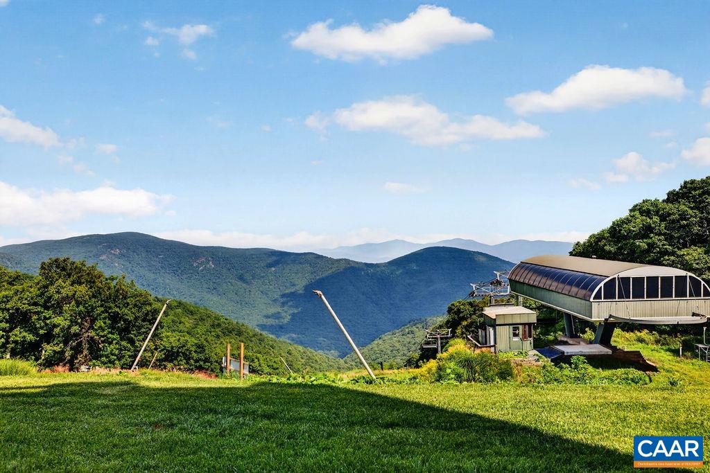 1407 HIGHLANDS CONDOS, WINTERGREEN RESORT, Virginia 22967, 3 Bedrooms Bedrooms, ,3 BathroomsBathrooms,Residential,1407 HIGHLANDS CONDOS,681601 MLS # 681601 1407 HIGHLANDS CONDOS, WINTERGREEN RESORT, Virginia 22967, 3 Bedrooms Bedrooms, ,3 BathroomsBathrooms,Residential,1407 HIGHLANDS CONDOS,681601 MLS # 681601