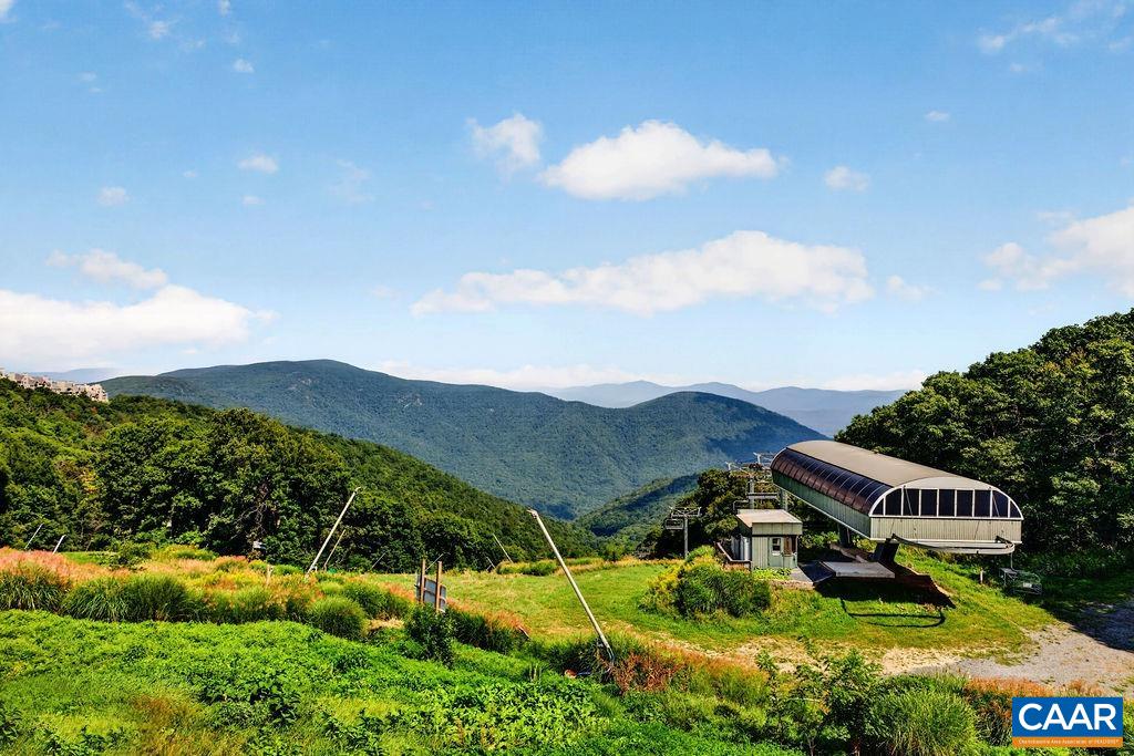 1407 HIGHLANDS CONDOS, WINTERGREEN RESORT, Virginia 22967, 3 Bedrooms Bedrooms, ,3 BathroomsBathrooms,Residential,1407 HIGHLANDS CONDOS,681601 MLS # 681601 1407 HIGHLANDS CONDOS, WINTERGREEN RESORT, Virginia 22967, 3 Bedrooms Bedrooms, ,3 BathroomsBathrooms,Residential,1407 HIGHLANDS CONDOS,681601 MLS # 681601