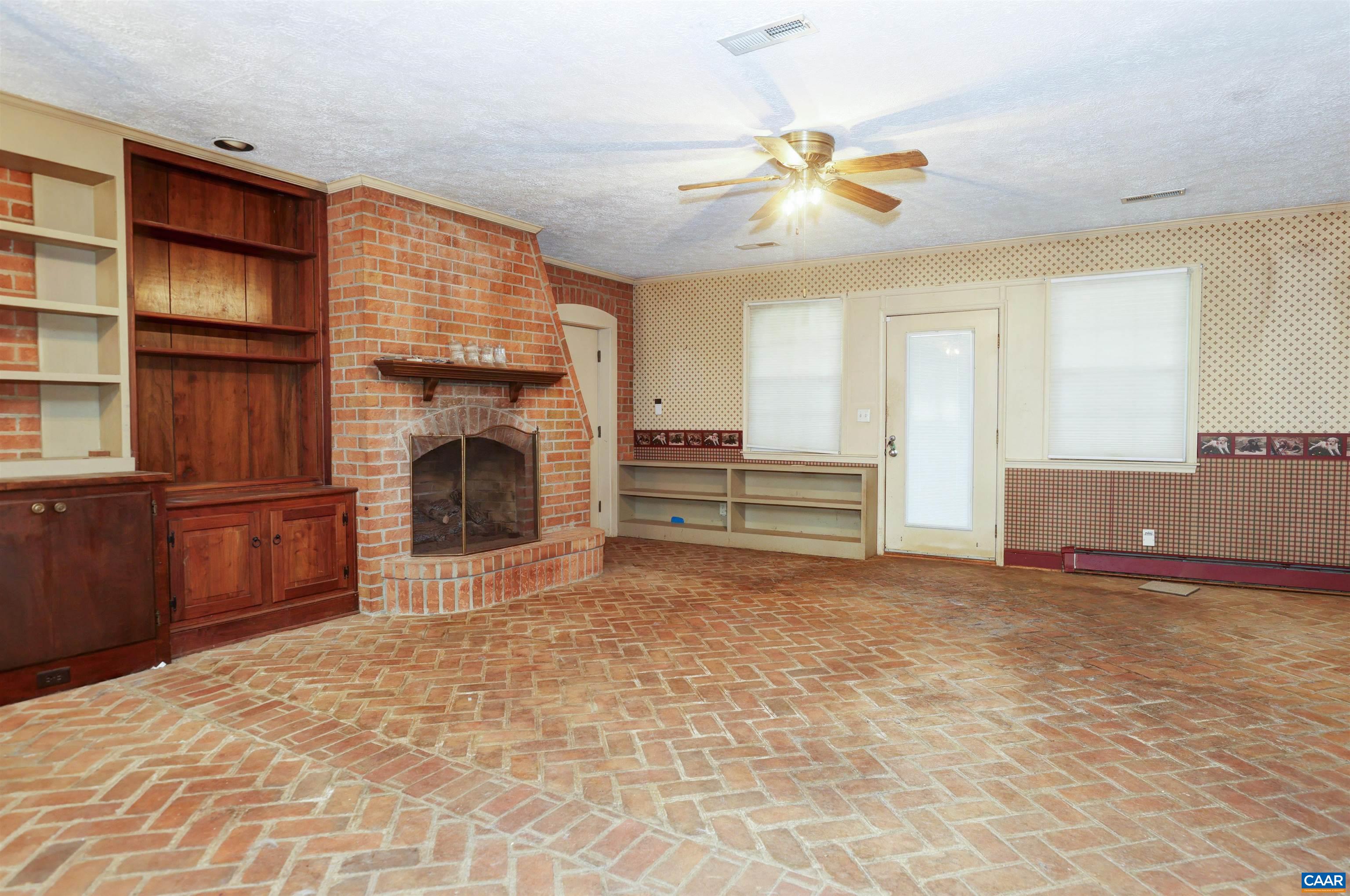 5034 STONY POINT PASS, KESWICK, Virginia 22947, 4 Bedrooms Bedrooms, ,3 BathroomsBathrooms,Residential,WALNUT GROVE,5034 STONY POINT PASS,681605 MLS # 681605 5034 STONY POINT PASS, KESWICK, Virginia 22947, 4 Bedrooms Bedrooms, ,3 BathroomsBathrooms,Residential,WALNUT GROVE,5034 STONY POINT PASS,681605 MLS # 681605