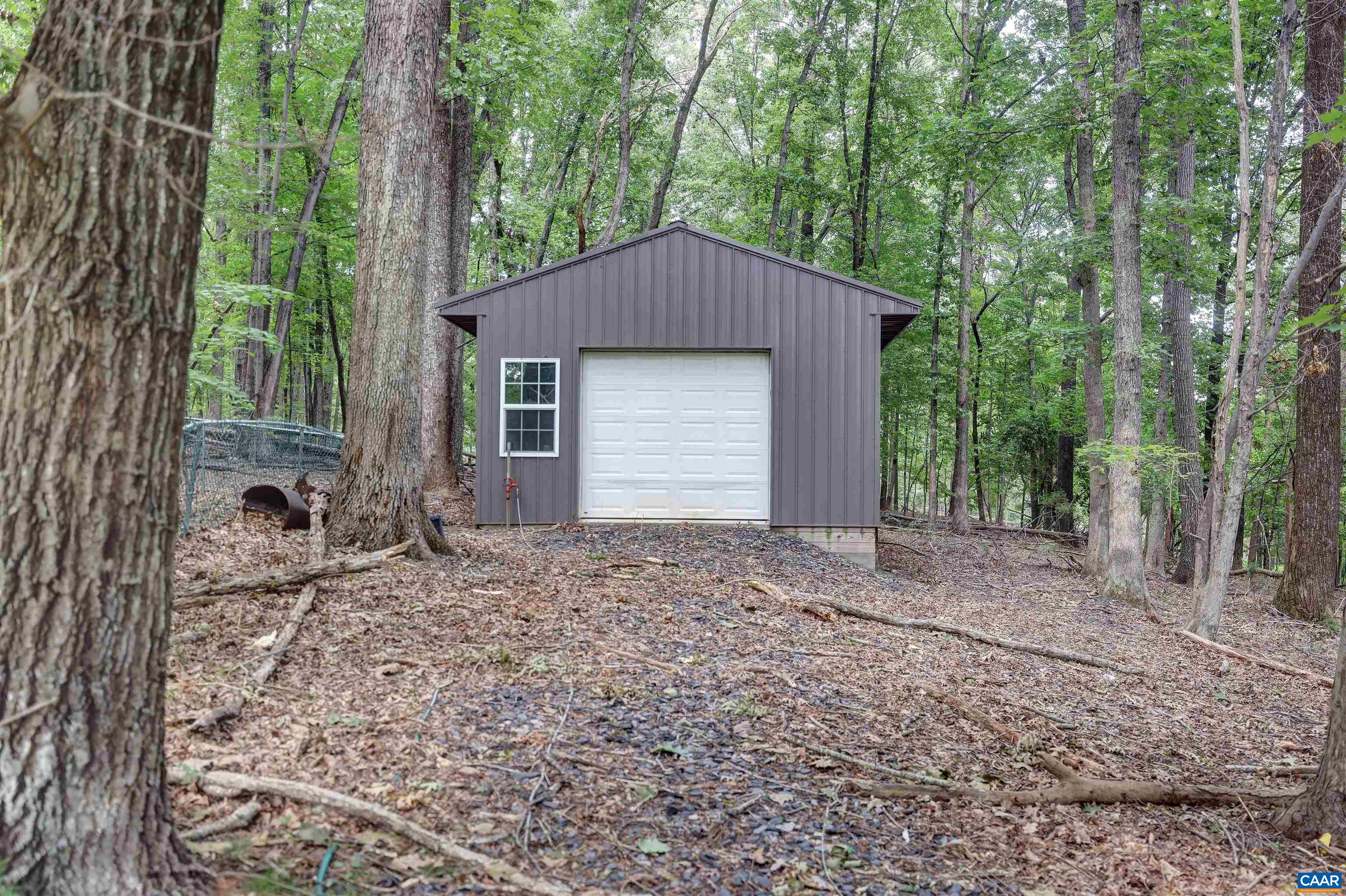 5034 STONY POINT PASS, KESWICK, Virginia 22947, 4 Bedrooms Bedrooms, ,3 BathroomsBathrooms,Residential,WALNUT GROVE,5034 STONY POINT PASS,681605 MLS # 681605 5034 STONY POINT PASS, KESWICK, Virginia 22947, 4 Bedrooms Bedrooms, ,3 BathroomsBathrooms,Residential,WALNUT GROVE,5034 STONY POINT PASS,681605 MLS # 681605