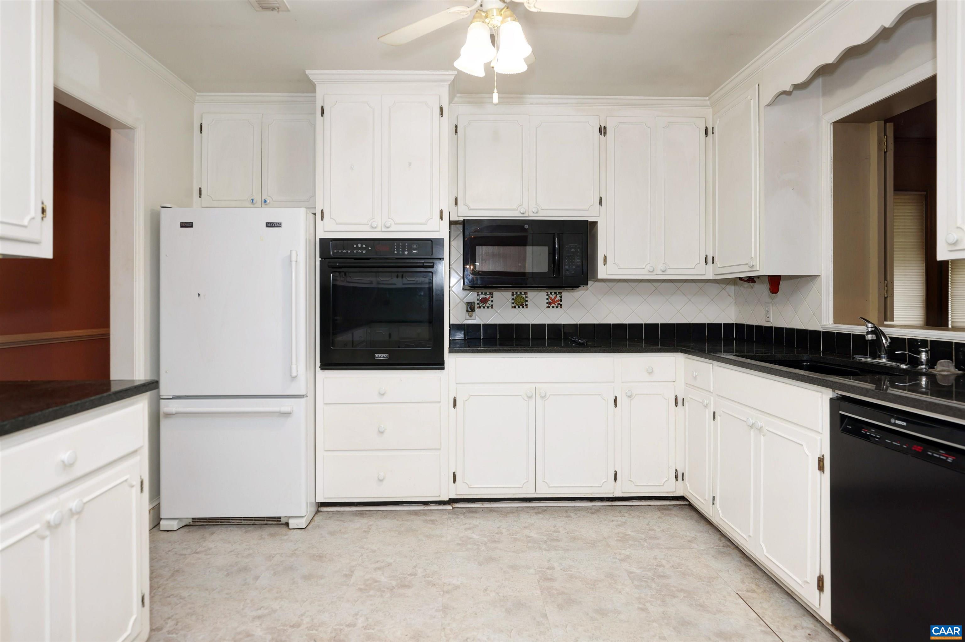 5034 STONY POINT PASS, KESWICK, Virginia 22947, 4 Bedrooms Bedrooms, ,3 BathroomsBathrooms,Residential,WALNUT GROVE,5034 STONY POINT PASS,681605 MLS # 681605 5034 STONY POINT PASS, KESWICK, Virginia 22947, 4 Bedrooms Bedrooms, ,3 BathroomsBathrooms,Residential,WALNUT GROVE,5034 STONY POINT PASS,681605 MLS # 681605
