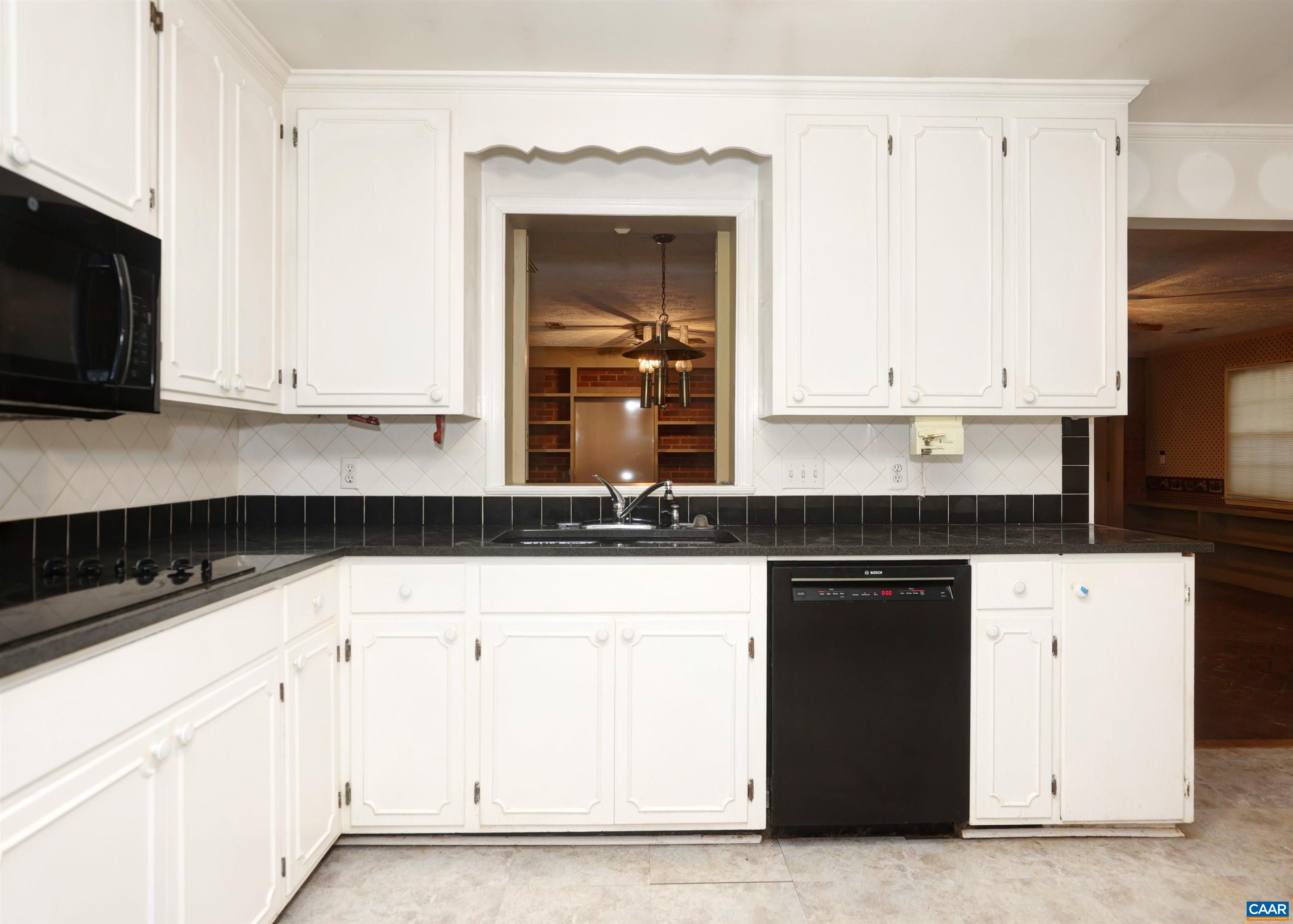 5034 STONY POINT PASS, KESWICK, Virginia 22947, 4 Bedrooms Bedrooms, ,3 BathroomsBathrooms,Residential,WALNUT GROVE,5034 STONY POINT PASS,681605 MLS # 681605 5034 STONY POINT PASS, KESWICK, Virginia 22947, 4 Bedrooms Bedrooms, ,3 BathroomsBathrooms,Residential,WALNUT GROVE,5034 STONY POINT PASS,681605 MLS # 681605