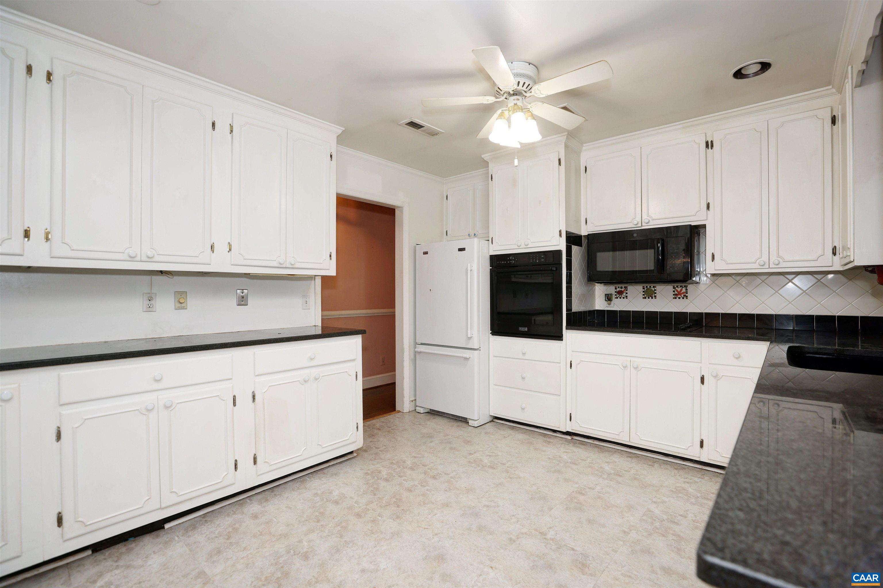 5034 STONY POINT PASS, KESWICK, Virginia 22947, 4 Bedrooms Bedrooms, ,3 BathroomsBathrooms,Residential,WALNUT GROVE,5034 STONY POINT PASS,681605 MLS # 681605 5034 STONY POINT PASS, KESWICK, Virginia 22947, 4 Bedrooms Bedrooms, ,3 BathroomsBathrooms,Residential,WALNUT GROVE,5034 STONY POINT PASS,681605 MLS # 681605