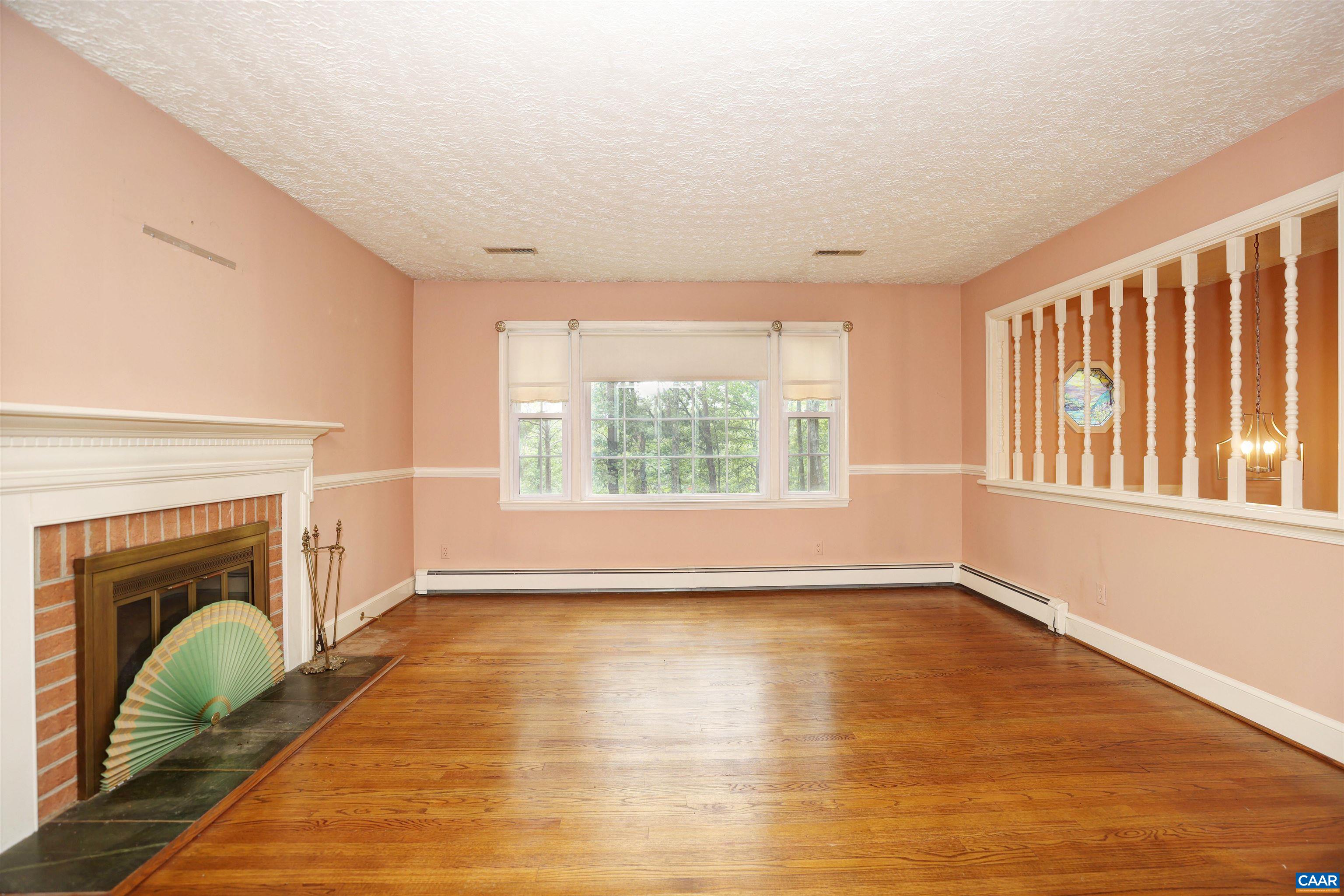 5034 STONY POINT PASS, KESWICK, Virginia 22947, 4 Bedrooms Bedrooms, ,3 BathroomsBathrooms,Residential,WALNUT GROVE,5034 STONY POINT PASS,681605 MLS # 681605 5034 STONY POINT PASS, KESWICK, Virginia 22947, 4 Bedrooms Bedrooms, ,3 BathroomsBathrooms,Residential,WALNUT GROVE,5034 STONY POINT PASS,681605 MLS # 681605