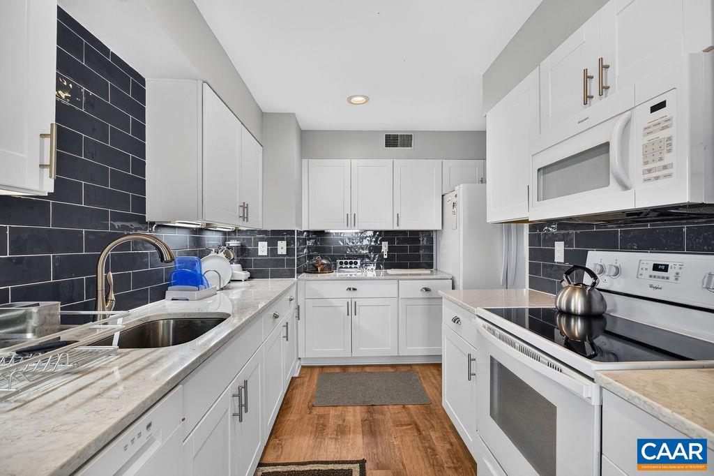 3203 NORTH RIDGE CONDOS, WINTERGREEN RESORT, Virginia 22967, 2 Bedrooms Bedrooms, ,2 BathroomsBathrooms,Residential,3203 NORTH RIDGE CONDOS,681606 MLS # 681606 3203 NORTH RIDGE CONDOS, WINTERGREEN RESORT, Virginia 22967, 2 Bedrooms Bedrooms, ,2 BathroomsBathrooms,Residential,3203 NORTH RIDGE CONDOS,681606 MLS # 681606