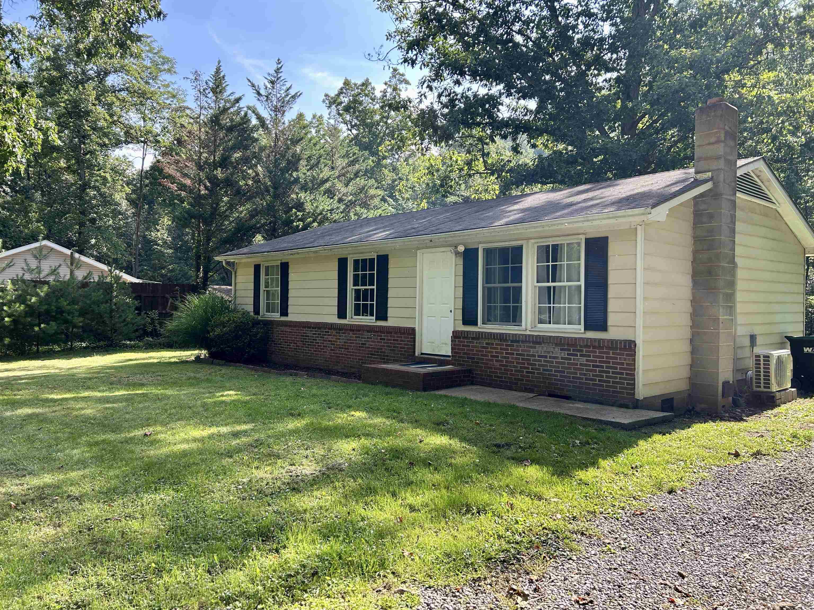 9415 BRIERY BRANCH RD, DAYTON, Virginia 22821, 3 Bedrooms Bedrooms, ,1 BathroomBathrooms,Residential,9415 BRIERY BRANCH RD,681609 MLS # 681609 9415 BRIERY BRANCH RD, DAYTON, Virginia 22821, 3 Bedrooms Bedrooms, ,1 BathroomBathrooms,Residential,9415 BRIERY BRANCH RD,681609 MLS # 681609