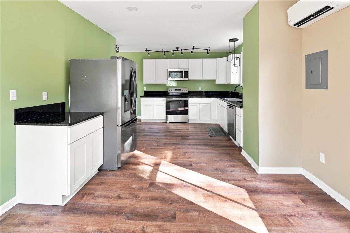 944 SUDBURY ST, STAUNTON, Virginia 24401, 4 Bedrooms Bedrooms, ,3 BathroomsBathrooms,Residential,From downtown on Beverly, left on Montgomery Ave. ,944 SUDBURY ST,681617 MLS # 681617 944 SUDBURY ST, STAUNTON, Virginia 24401, 4 Bedrooms Bedrooms, ,3 BathroomsBathrooms,Residential,From downtown on Beverly, left on Montgomery Ave. ,944 SUDBURY ST,681617 MLS # 681617
