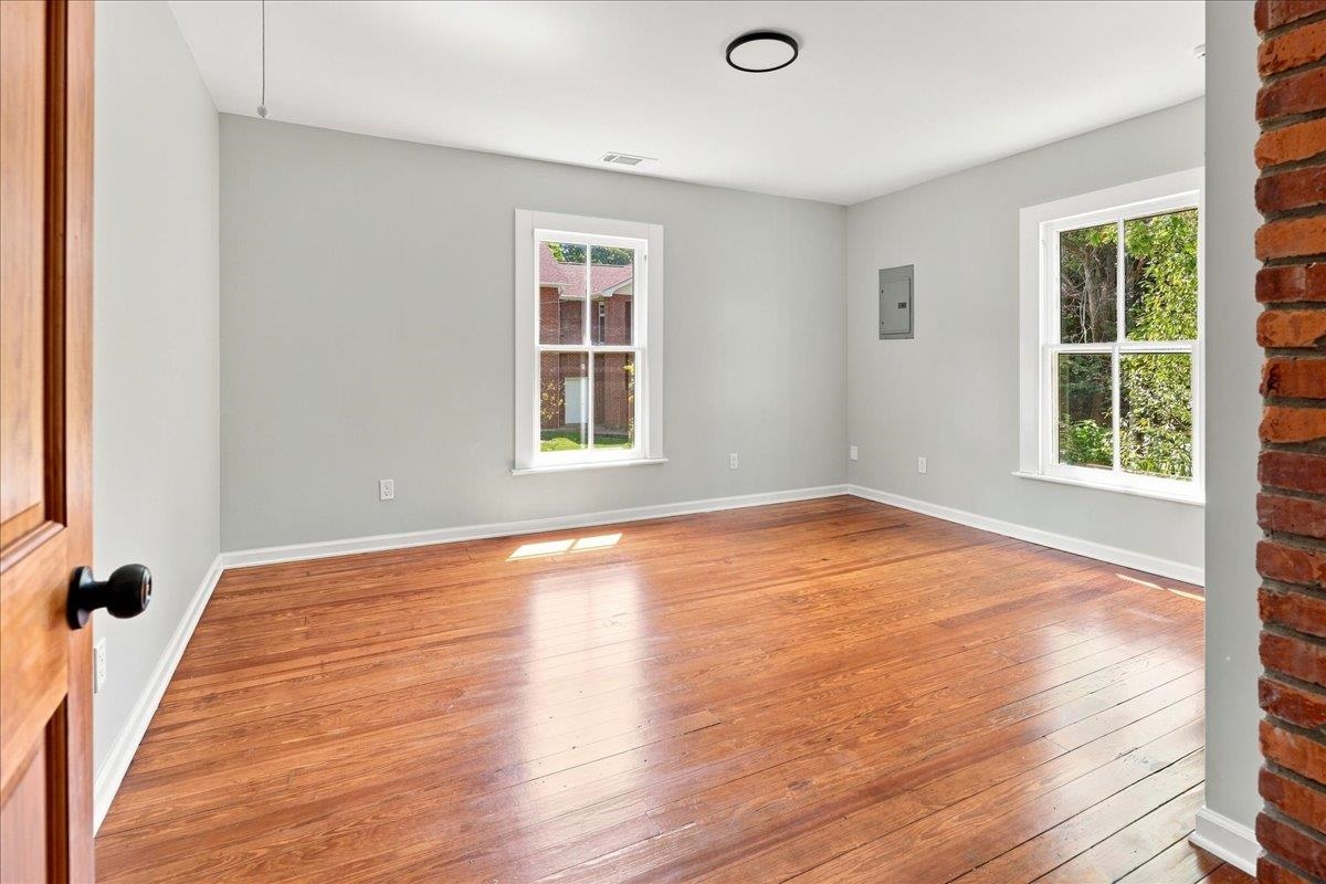 944 SUDBURY ST, STAUNTON, Virginia 24401, 4 Bedrooms Bedrooms, ,3 BathroomsBathrooms,Residential,From downtown on Beverly, left on Montgomery Ave. ,944 SUDBURY ST,681617 MLS # 681617 944 SUDBURY ST, STAUNTON, Virginia 24401, 4 Bedrooms Bedrooms, ,3 BathroomsBathrooms,Residential,From downtown on Beverly, left on Montgomery Ave. ,944 SUDBURY ST,681617 MLS # 681617