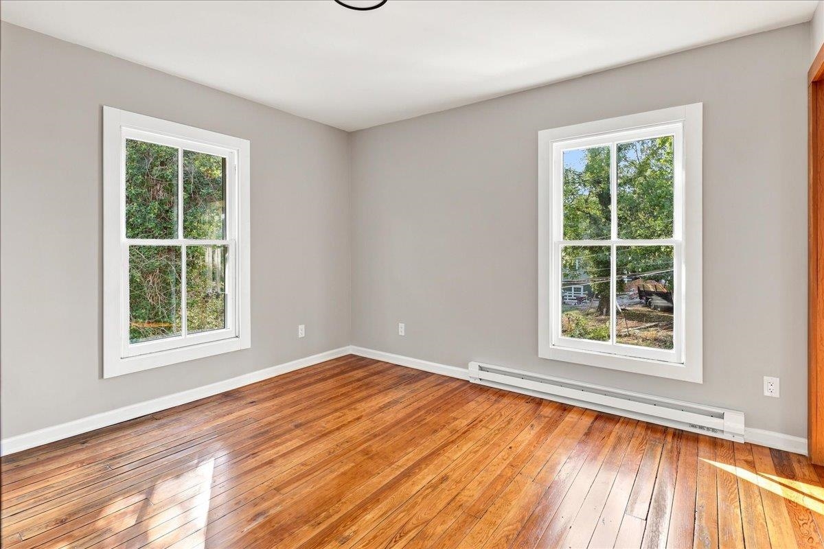 944 SUDBURY ST, STAUNTON, Virginia 24401, 4 Bedrooms Bedrooms, ,3 BathroomsBathrooms,Residential,From downtown on Beverly, left on Montgomery Ave. ,944 SUDBURY ST,681617 MLS # 681617 944 SUDBURY ST, STAUNTON, Virginia 24401, 4 Bedrooms Bedrooms, ,3 BathroomsBathrooms,Residential,From downtown on Beverly, left on Montgomery Ave. ,944 SUDBURY ST,681617 MLS # 681617