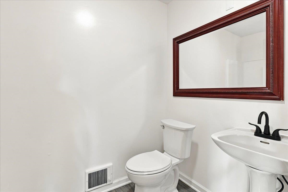 944 SUDBURY ST, STAUNTON, Virginia 24401, 4 Bedrooms Bedrooms, ,3 BathroomsBathrooms,Residential,From downtown on Beverly, left on Montgomery Ave. ,944 SUDBURY ST,681617 MLS # 681617 944 SUDBURY ST, STAUNTON, Virginia 24401, 4 Bedrooms Bedrooms, ,3 BathroomsBathrooms,Residential,From downtown on Beverly, left on Montgomery Ave. ,944 SUDBURY ST,681617 MLS # 681617