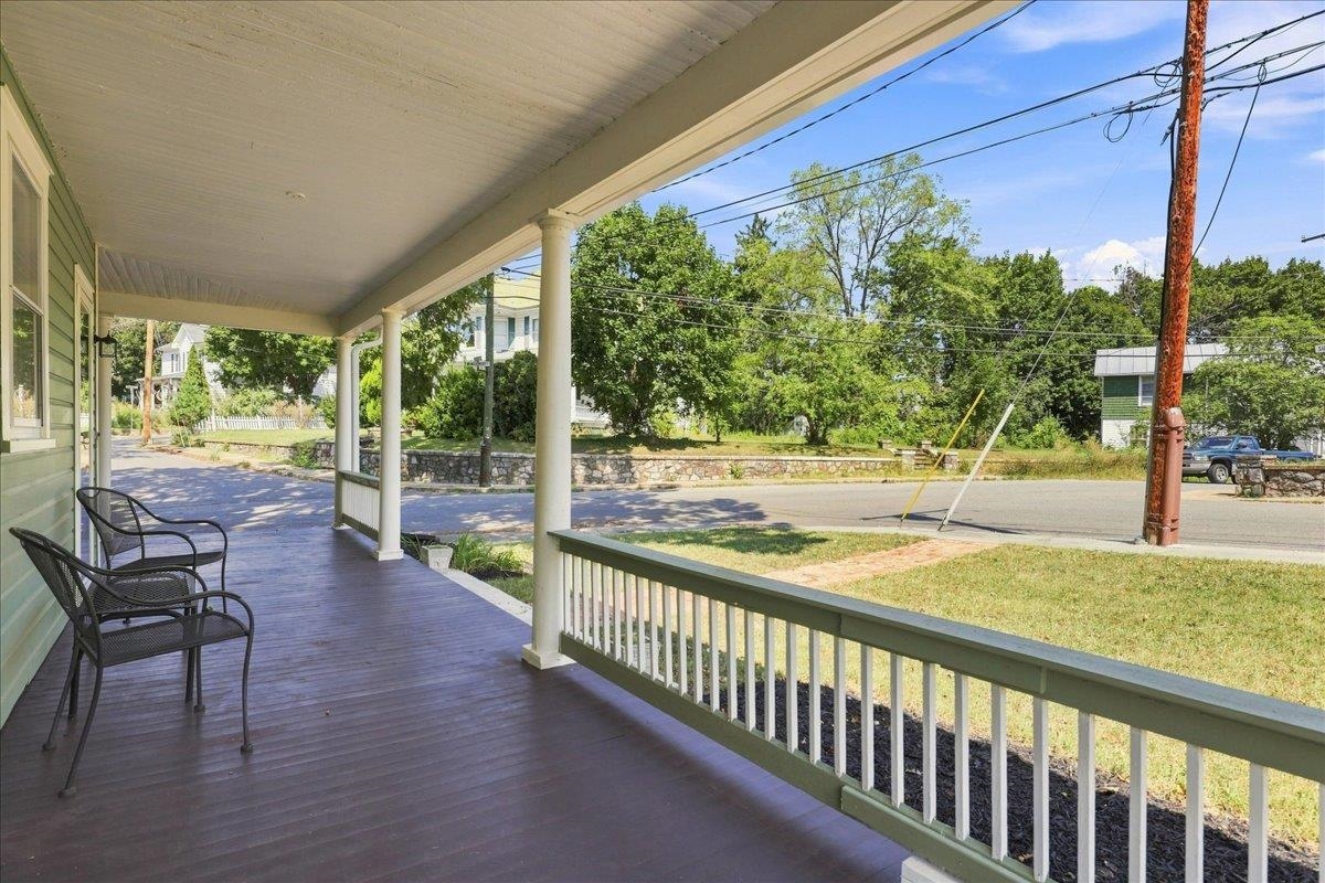 944 SUDBURY ST, STAUNTON, Virginia 24401, 4 Bedrooms Bedrooms, ,3 BathroomsBathrooms,Residential,From downtown on Beverly, left on Montgomery Ave. ,944 SUDBURY ST,681617 MLS # 681617 944 SUDBURY ST, STAUNTON, Virginia 24401, 4 Bedrooms Bedrooms, ,3 BathroomsBathrooms,Residential,From downtown on Beverly, left on Montgomery Ave. ,944 SUDBURY ST,681617 MLS # 681617