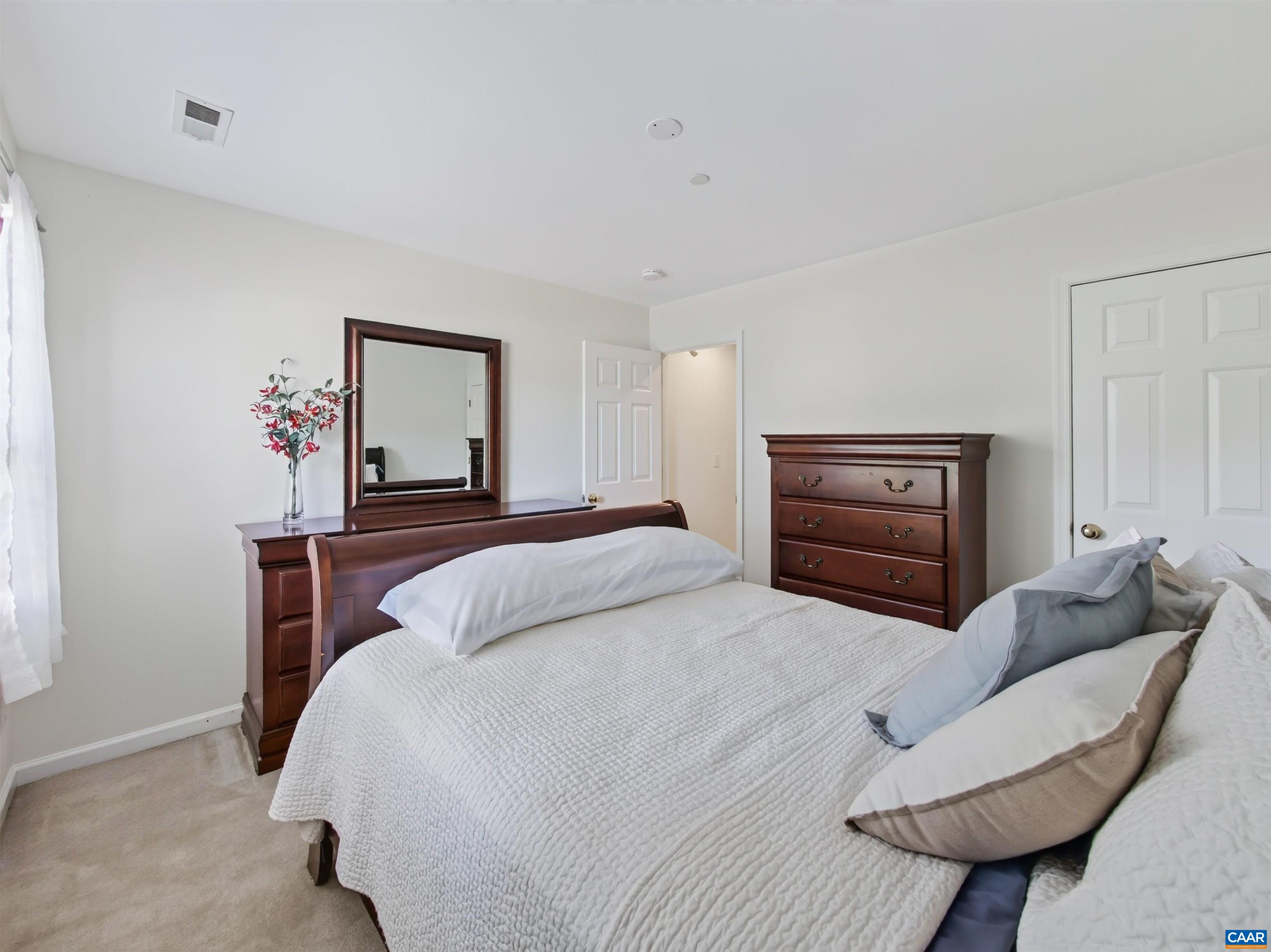 1032 SOMER CHASE CT, CHARLOTTESVILLE, Virginia 22911, 2 Bedrooms Bedrooms, ,2 BathroomsBathrooms,Residential,1032 SOMER CHASE CT,681597 MLS # 681597