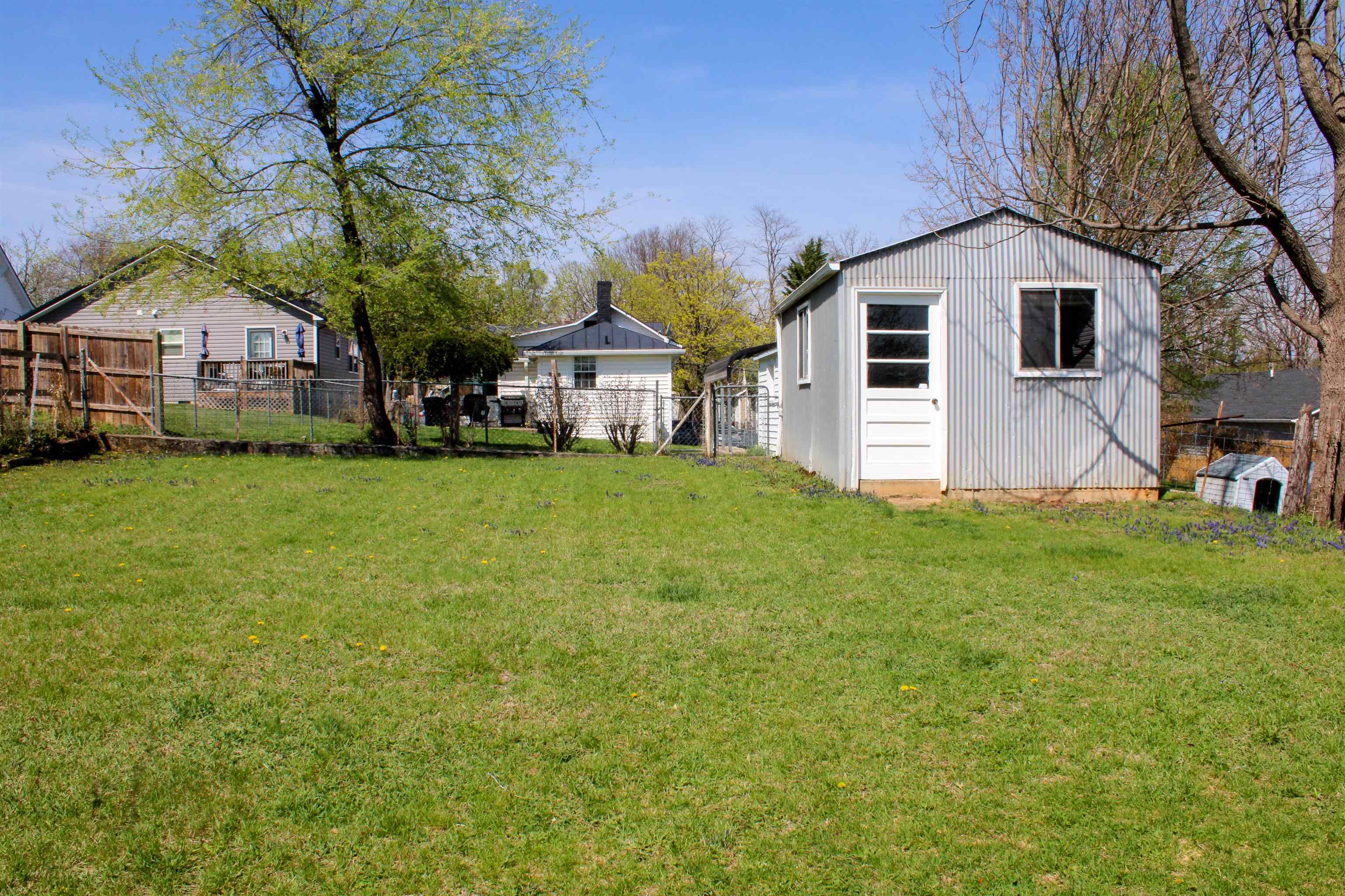 128 S WAVERLY ST, STAUNTON, Virginia 24401, 4 Bedrooms Bedrooms, ,2 BathroomsBathrooms,Residential,128 S WAVERLY ST,681611 MLS # 681611 128 S WAVERLY ST, STAUNTON, Virginia 24401, 4 Bedrooms Bedrooms, ,2 BathroomsBathrooms,Residential,128 S WAVERLY ST,681611 MLS # 681611