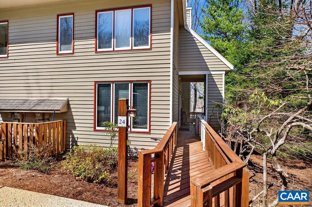 24 TRILLIUM CLOSE, WINTERGREEN RESORT, Virginia 22967, 4 Bedrooms Bedrooms, ,3 BathroomsBathrooms,Residential,24 TRILLIUM CLOSE,675784 MLS # 675784