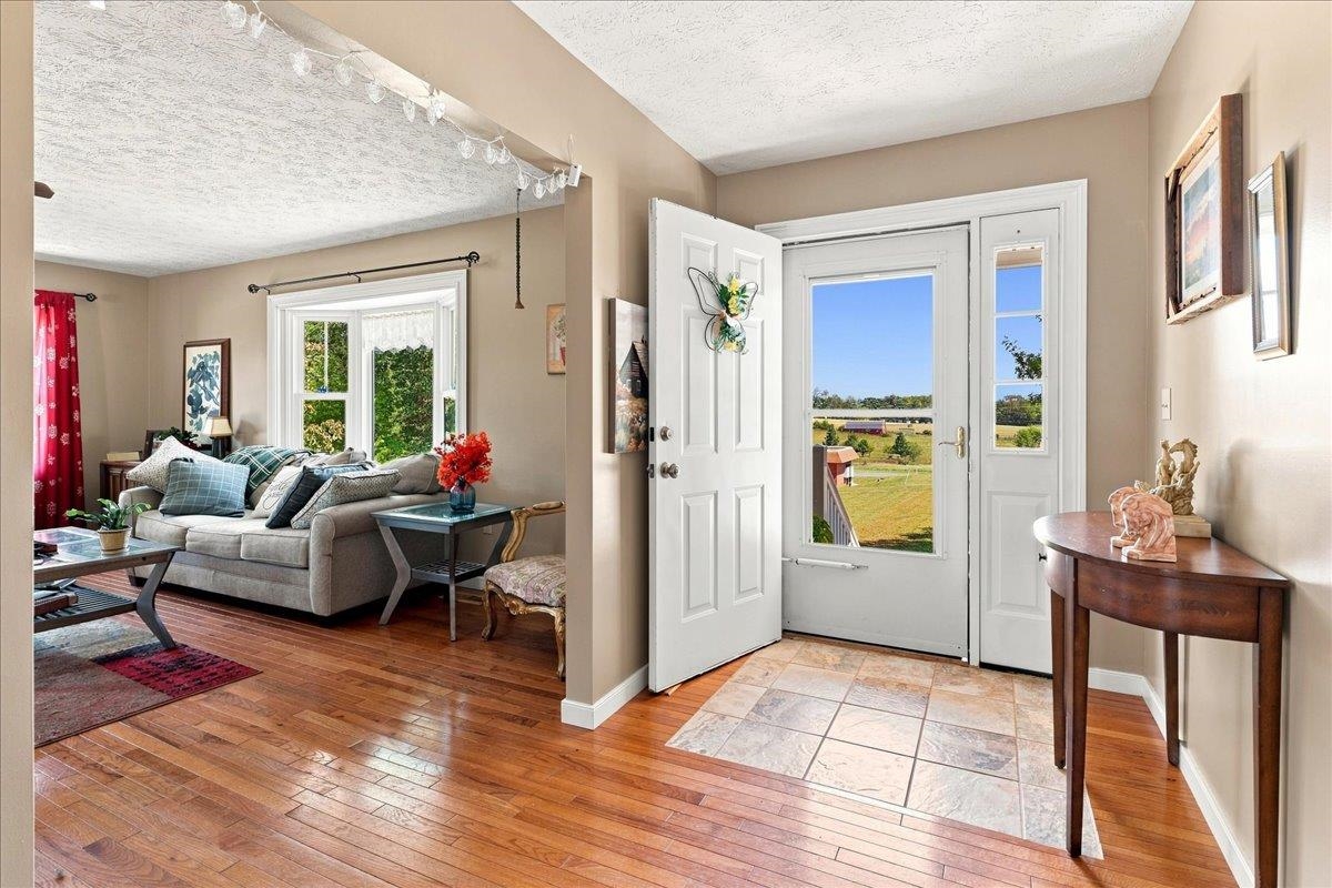 1821 WHITE HILL RD, STUARTS DRAFT, Virginia 24477, 3 Bedrooms Bedrooms, ,2 BathroomsBathrooms,Residential,1821 WHITE HILL RD,681618 MLS # 681618 1821 WHITE HILL RD, STUARTS DRAFT, Virginia 24477, 3 Bedrooms Bedrooms, ,2 BathroomsBathrooms,Residential,1821 WHITE HILL RD,681618 MLS # 681618
