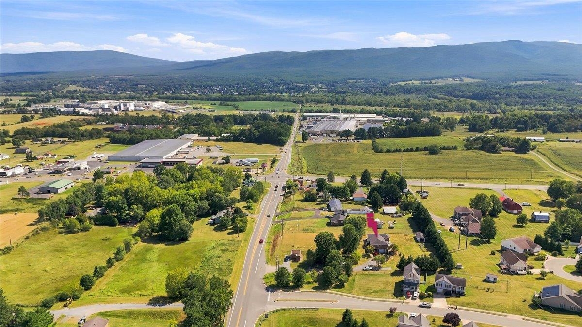1821 WHITE HILL RD, STUARTS DRAFT, Virginia 24477, 3 Bedrooms Bedrooms, ,2 BathroomsBathrooms,Residential,1821 WHITE HILL RD,681618 MLS # 681618 1821 WHITE HILL RD, STUARTS DRAFT, Virginia 24477, 3 Bedrooms Bedrooms, ,2 BathroomsBathrooms,Residential,1821 WHITE HILL RD,681618 MLS # 681618