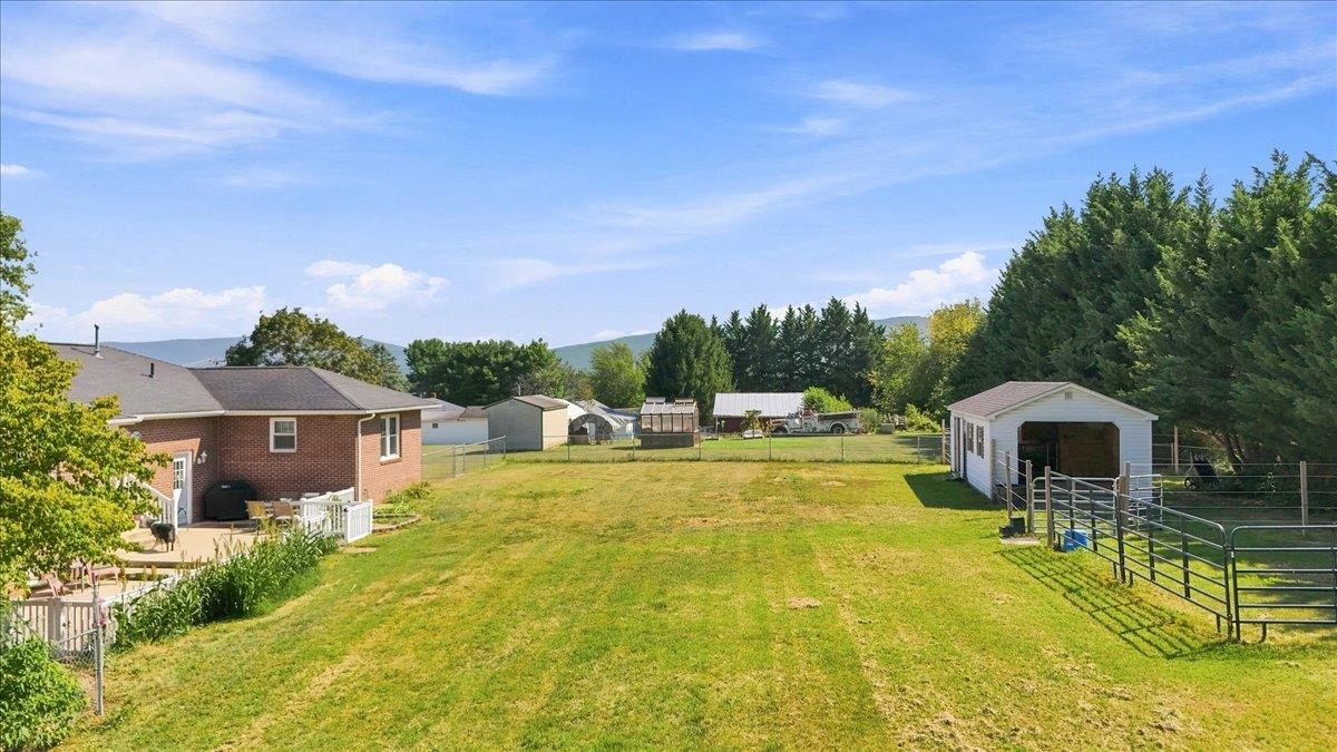 1821 WHITE HILL RD, STUARTS DRAFT, Virginia 24477, 3 Bedrooms Bedrooms, ,2 BathroomsBathrooms,Residential,1821 WHITE HILL RD,681618 MLS # 681618 1821 WHITE HILL RD, STUARTS DRAFT, Virginia 24477, 3 Bedrooms Bedrooms, ,2 BathroomsBathrooms,Residential,1821 WHITE HILL RD,681618 MLS # 681618