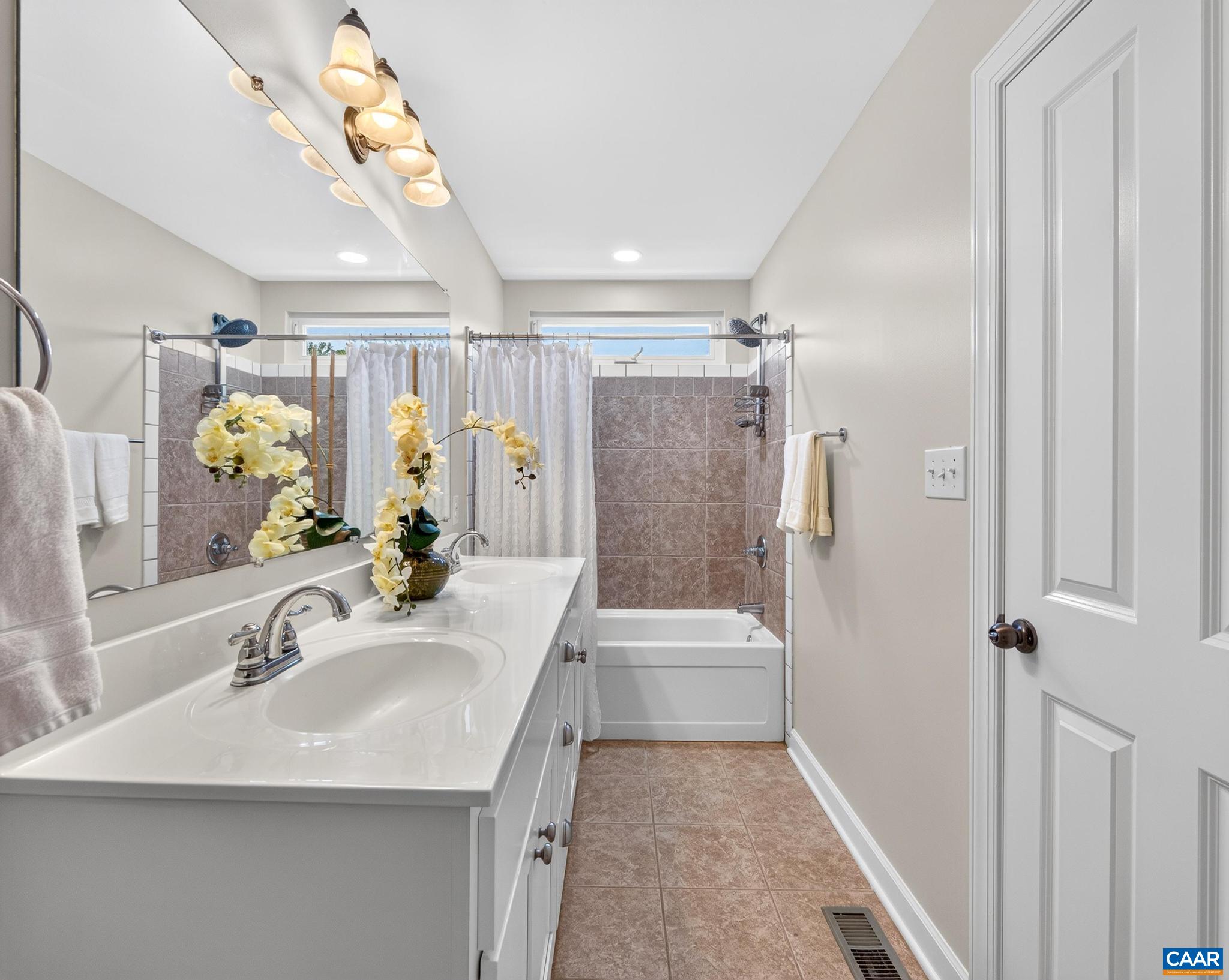 236 HUNTLEY AVE, CHARLOTTESVILLE, Virginia 22903, 3 Bedrooms Bedrooms, ,2 BathroomsBathrooms,Residential,236 HUNTLEY AVE,681621 MLS # 681621