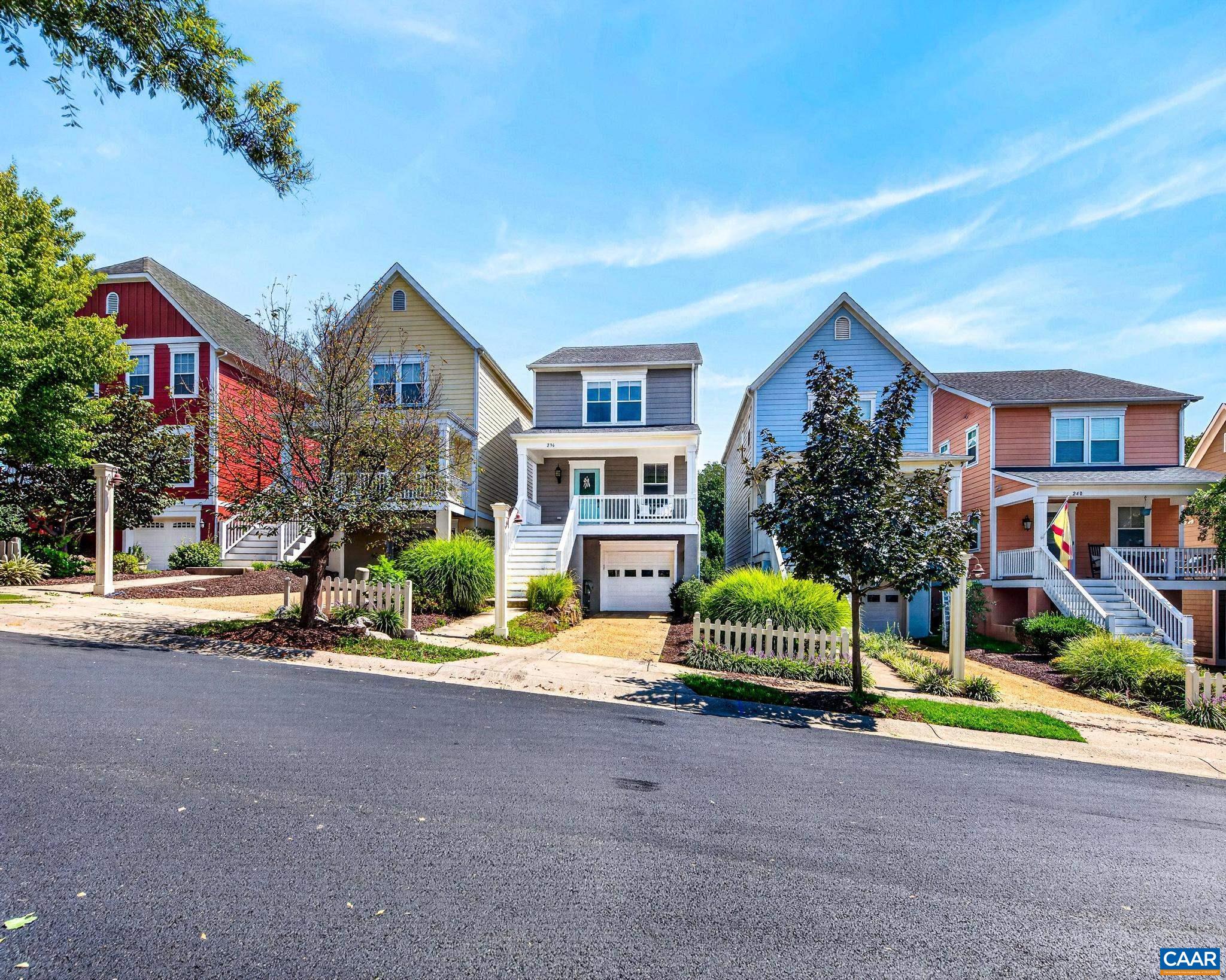 236 HUNTLEY AVE, CHARLOTTESVILLE, Virginia 22903, 3 Bedrooms Bedrooms, ,2 BathroomsBathrooms,Residential,236 HUNTLEY AVE,681621 MLS # 681621