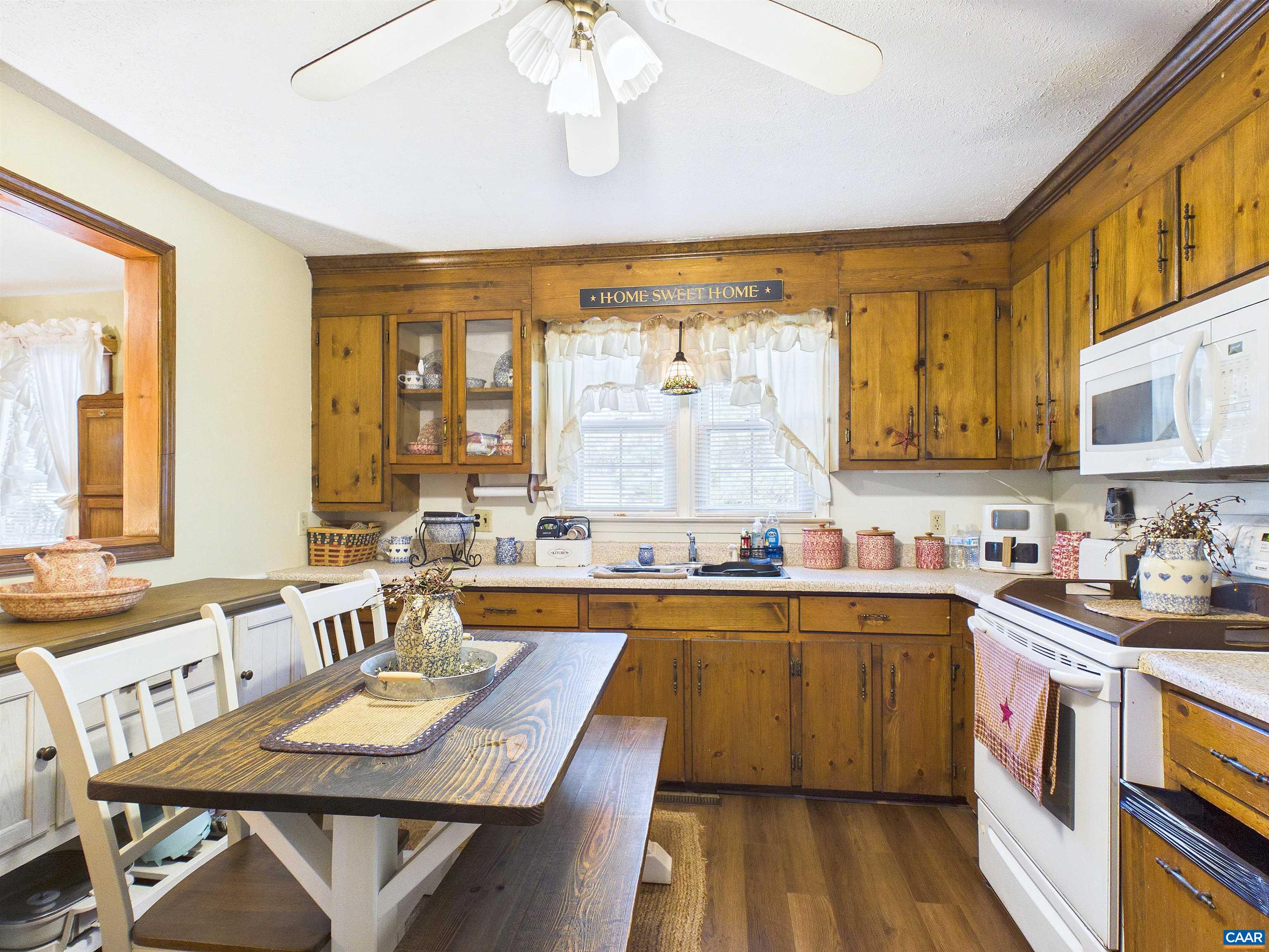 471 MAIN ST, DILLWYN, Virginia 23936, 2 Bedrooms Bedrooms, ,1 BathroomBathrooms,Residential,471 MAIN ST,681625 MLS # 681625