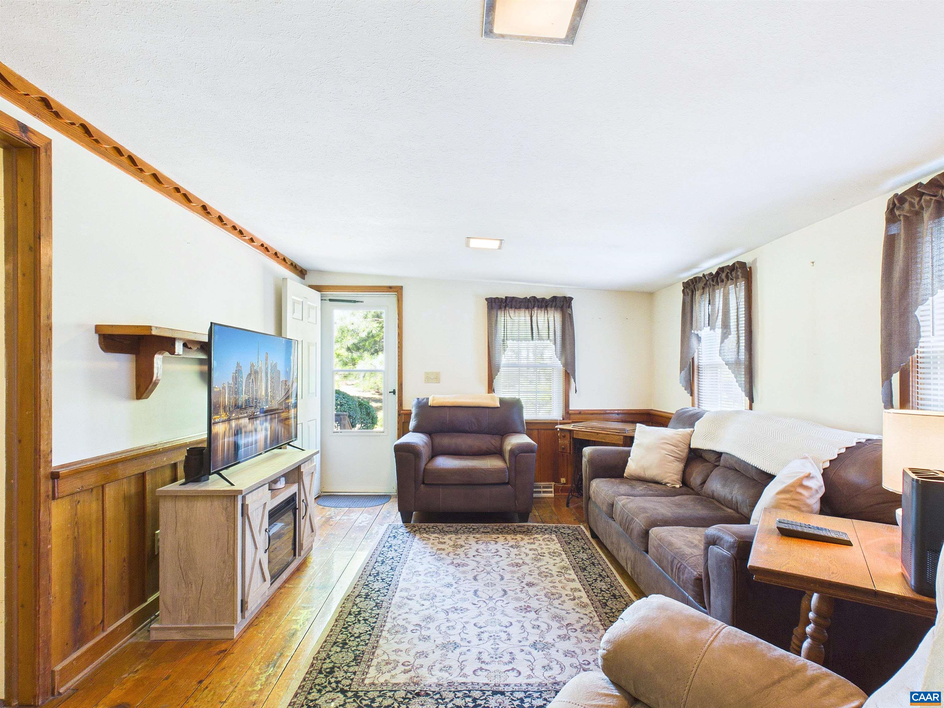 471 MAIN ST, DILLWYN, Virginia 23936, 2 Bedrooms Bedrooms, ,1 BathroomBathrooms,Residential,471 MAIN ST,681625 MLS # 681625
