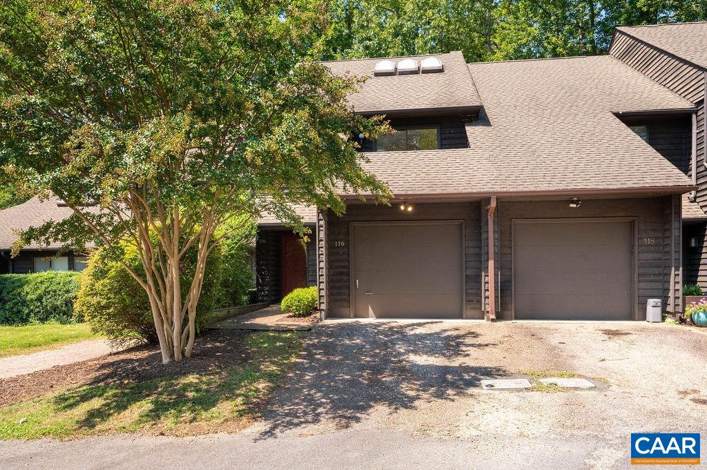116 BLITHE CT, CHARLOTTESVILLE, Virginia 22901, 2 Bedrooms Bedrooms, ,2 BathroomsBathrooms,Residential,116 BLITHE CT,681559 MLS # 681559