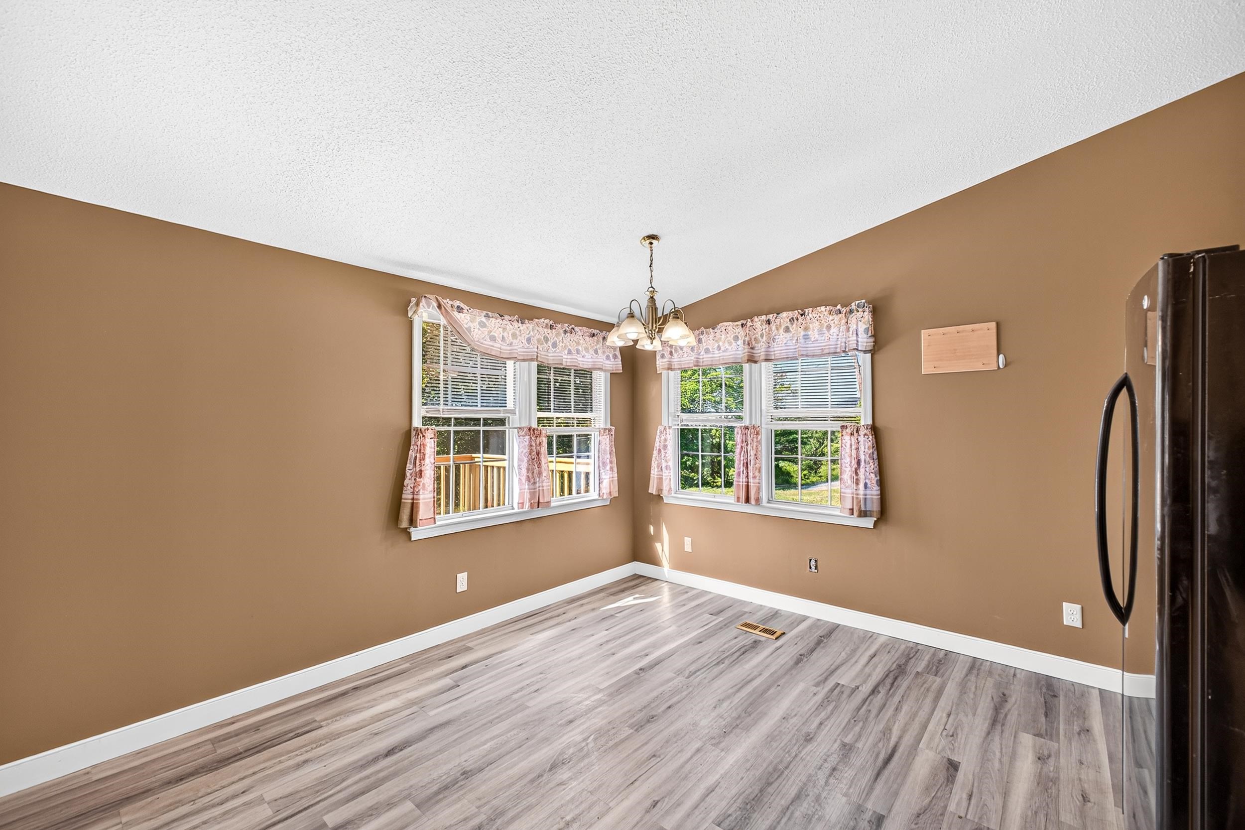 20195 MT PLEASANT RD, ELKTON, Virginia 22827, 3 Bedrooms Bedrooms, ,2 BathroomsBathrooms,Residential,20195 MT PLEASANT RD,681628 MLS # 681628 20195 MT PLEASANT RD, ELKTON, Virginia 22827, 3 Bedrooms Bedrooms, ,2 BathroomsBathrooms,Residential,20195 MT PLEASANT RD,681628 MLS # 681628