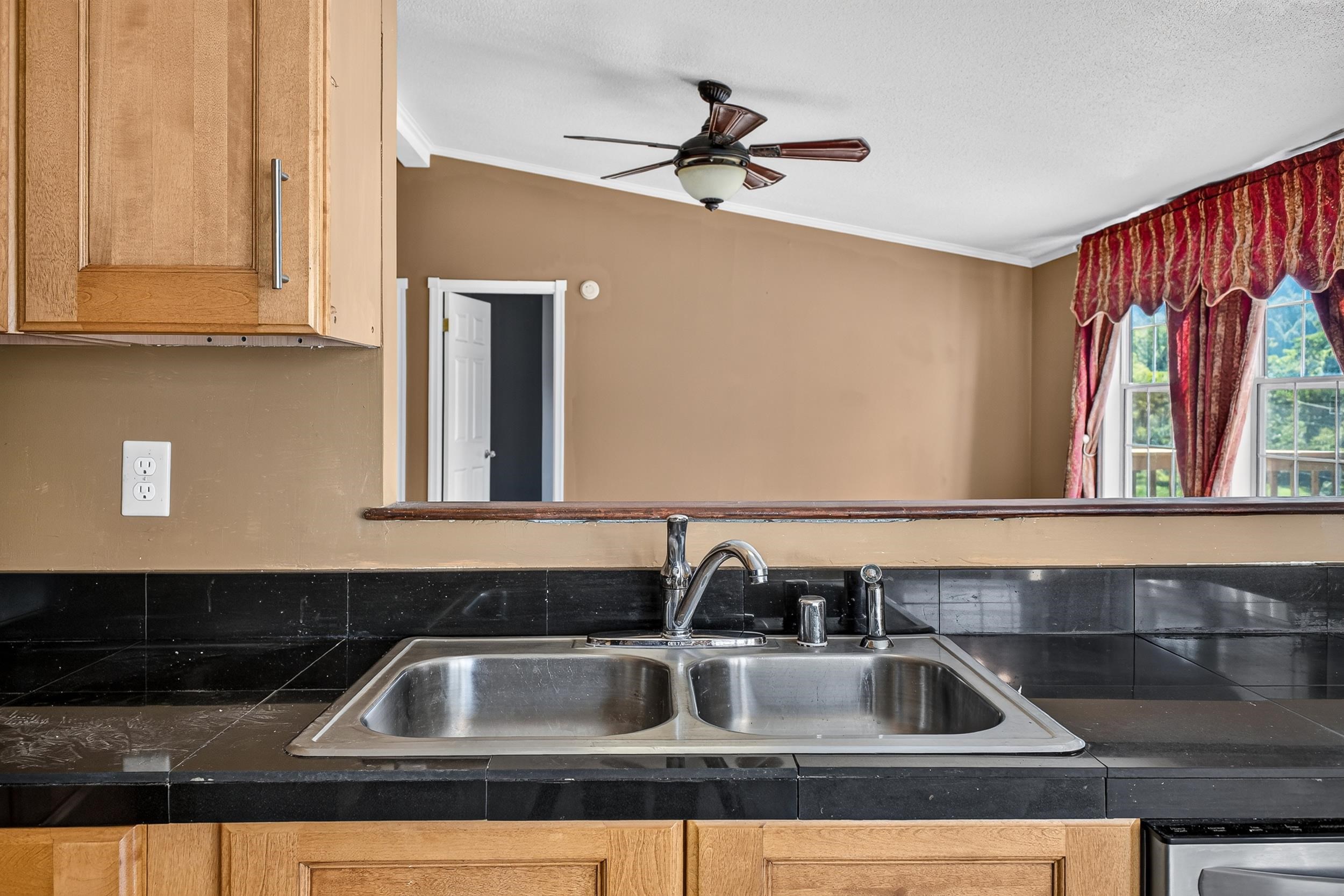 20195 MT PLEASANT RD, ELKTON, Virginia 22827, 3 Bedrooms Bedrooms, ,2 BathroomsBathrooms,Residential,20195 MT PLEASANT RD,681628 MLS # 681628 20195 MT PLEASANT RD, ELKTON, Virginia 22827, 3 Bedrooms Bedrooms, ,2 BathroomsBathrooms,Residential,20195 MT PLEASANT RD,681628 MLS # 681628