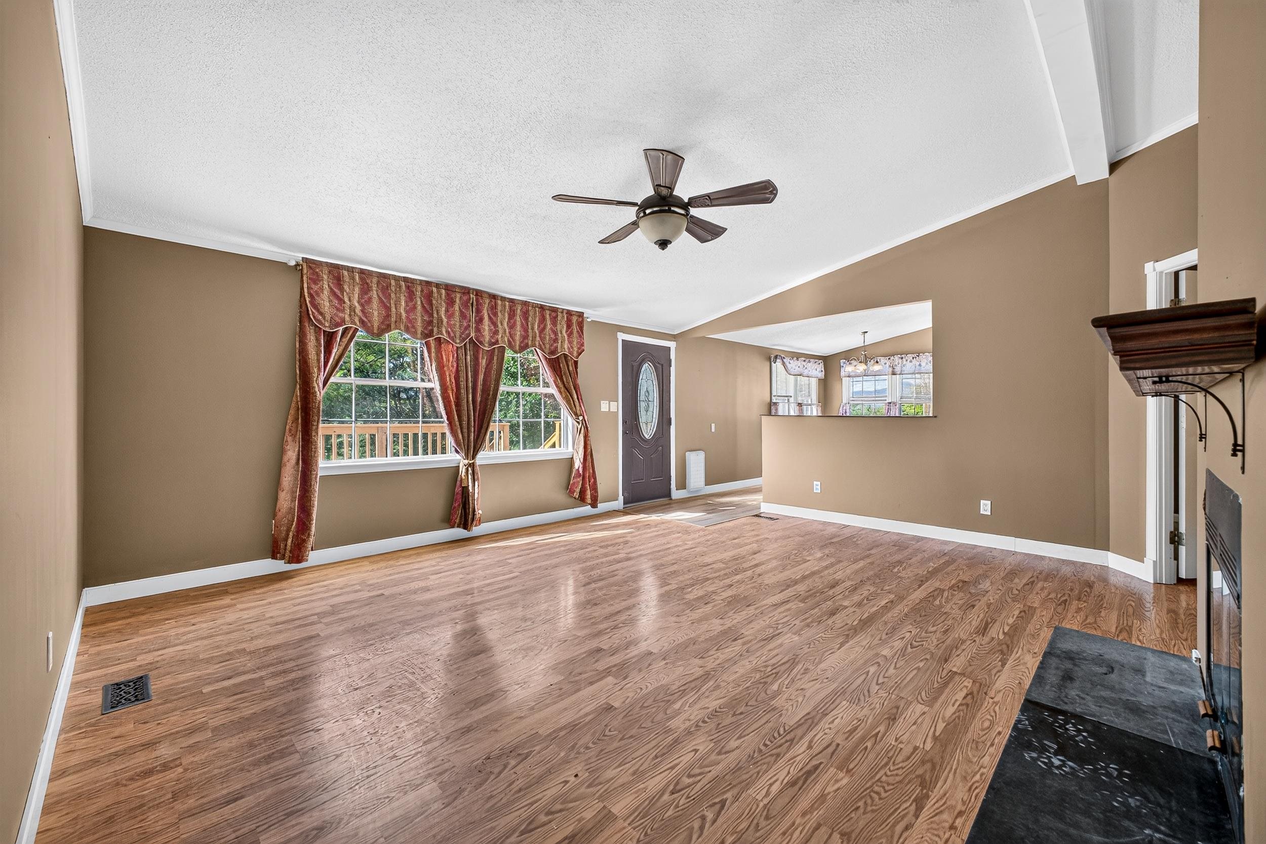 20195 MT PLEASANT RD, ELKTON, Virginia 22827, 3 Bedrooms Bedrooms, ,2 BathroomsBathrooms,Residential,20195 MT PLEASANT RD,681628 MLS # 681628 20195 MT PLEASANT RD, ELKTON, Virginia 22827, 3 Bedrooms Bedrooms, ,2 BathroomsBathrooms,Residential,20195 MT PLEASANT RD,681628 MLS # 681628