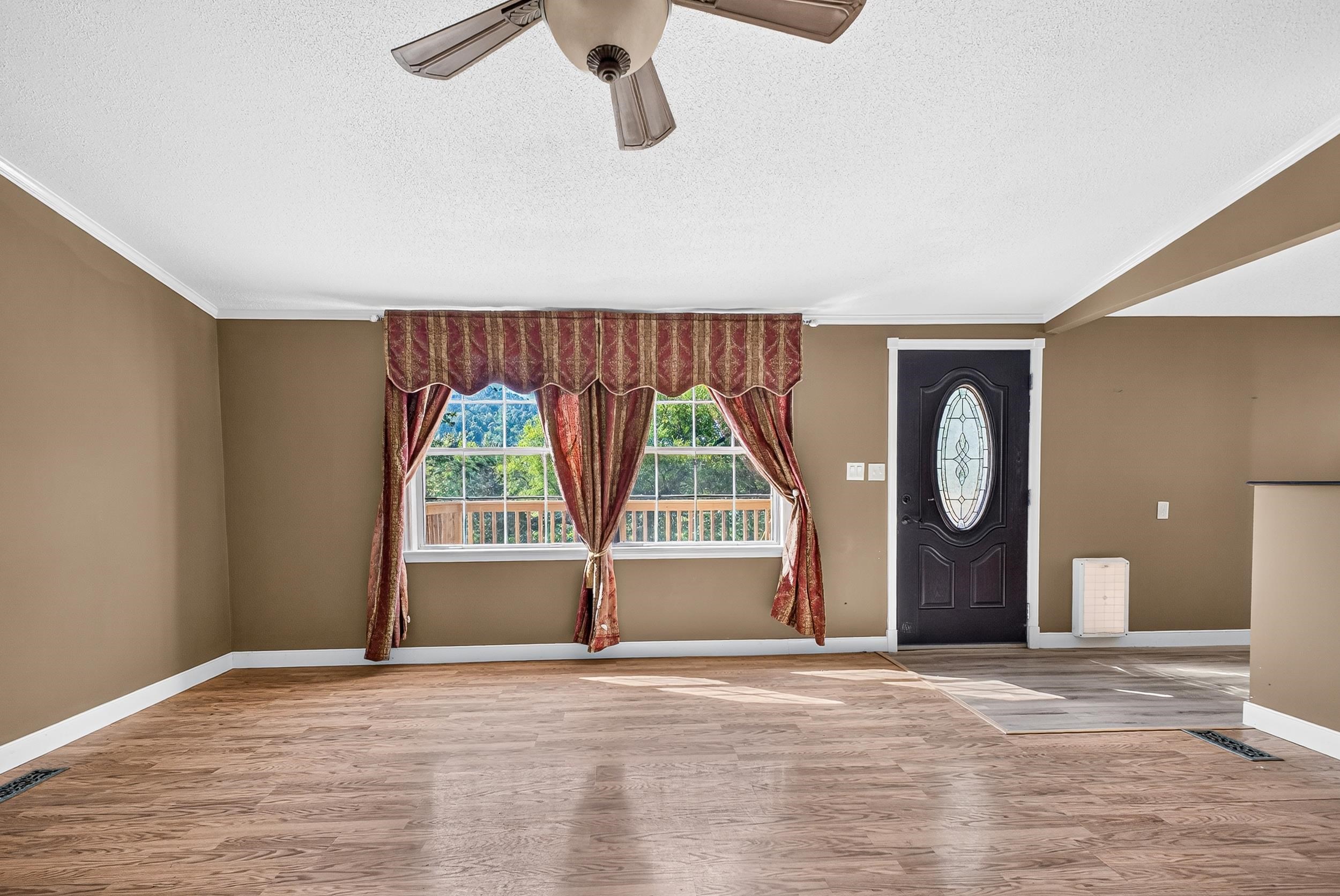 20195 MT PLEASANT RD, ELKTON, Virginia 22827, 3 Bedrooms Bedrooms, ,2 BathroomsBathrooms,Residential,20195 MT PLEASANT RD,681628 MLS # 681628 20195 MT PLEASANT RD, ELKTON, Virginia 22827, 3 Bedrooms Bedrooms, ,2 BathroomsBathrooms,Residential,20195 MT PLEASANT RD,681628 MLS # 681628