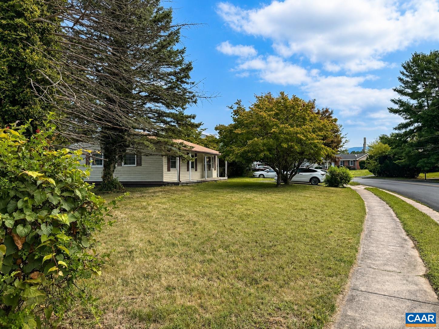 627 ARCH AVE, WAYNESBORO, Virginia 22980, 3 Bedrooms Bedrooms, ,1 BathroomBathrooms,Residential,627 ARCH AVE,681317 MLS # 681317