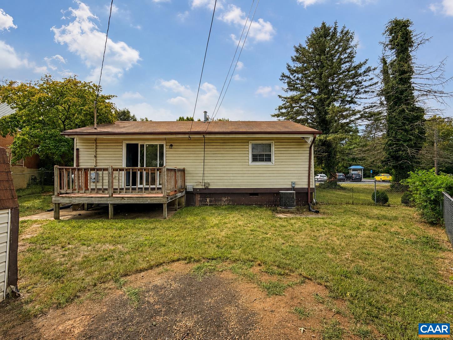 627 ARCH AVE, WAYNESBORO, Virginia 22980, 3 Bedrooms Bedrooms, ,1 BathroomBathrooms,Residential,627 ARCH AVE,681317 MLS # 681317