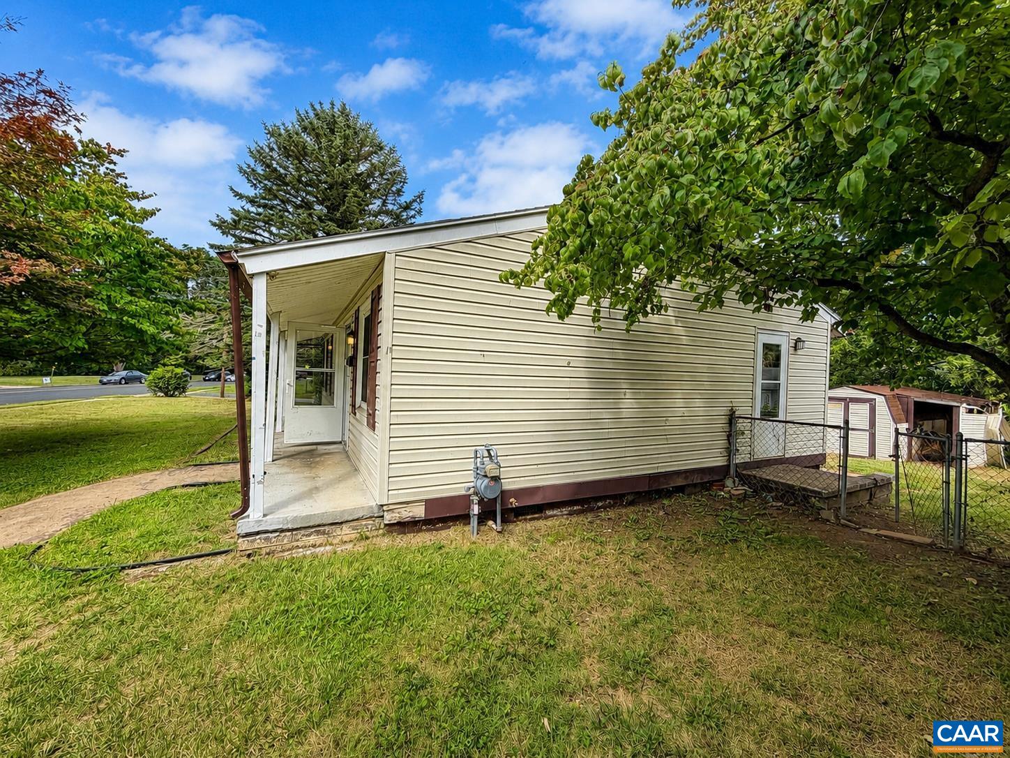 627 ARCH AVE, WAYNESBORO, Virginia 22980, 3 Bedrooms Bedrooms, ,1 BathroomBathrooms,Residential,627 ARCH AVE,681317 MLS # 681317